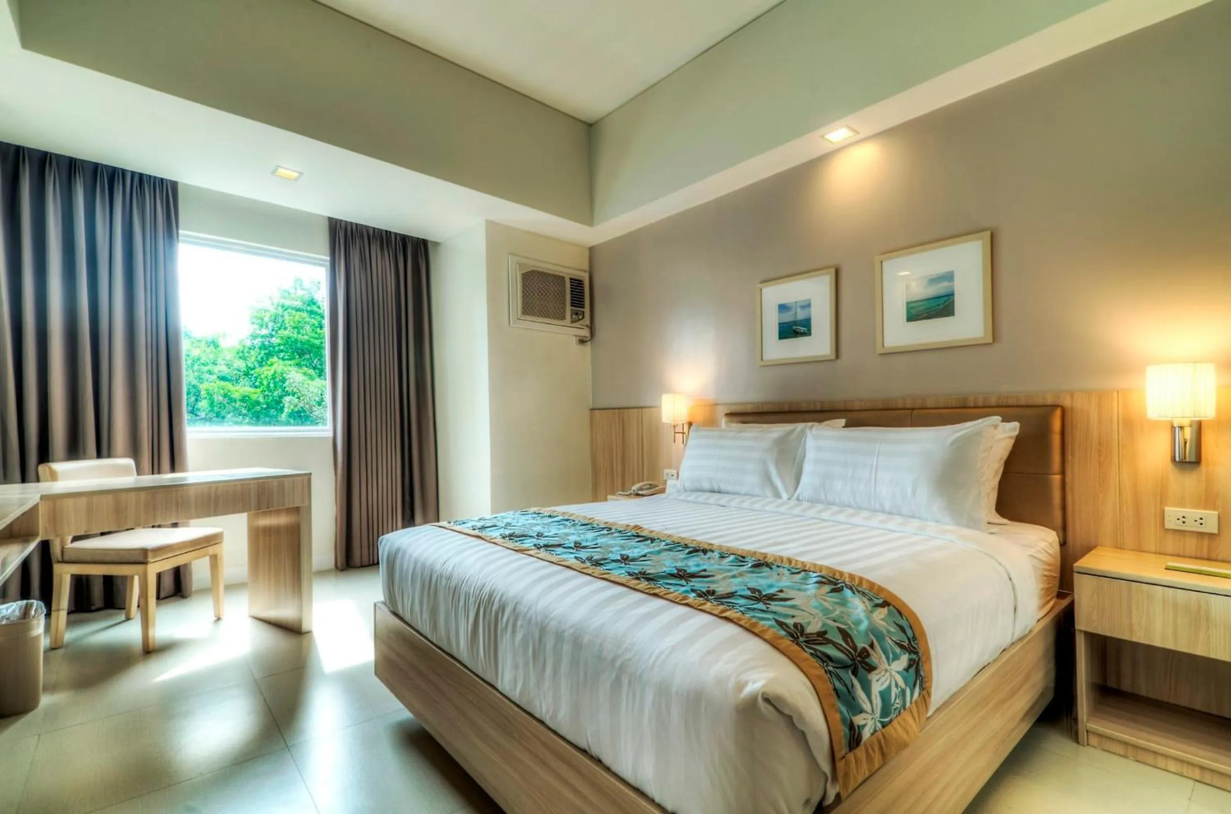 Photo of the whole room in Zerenity Hotel & Suites