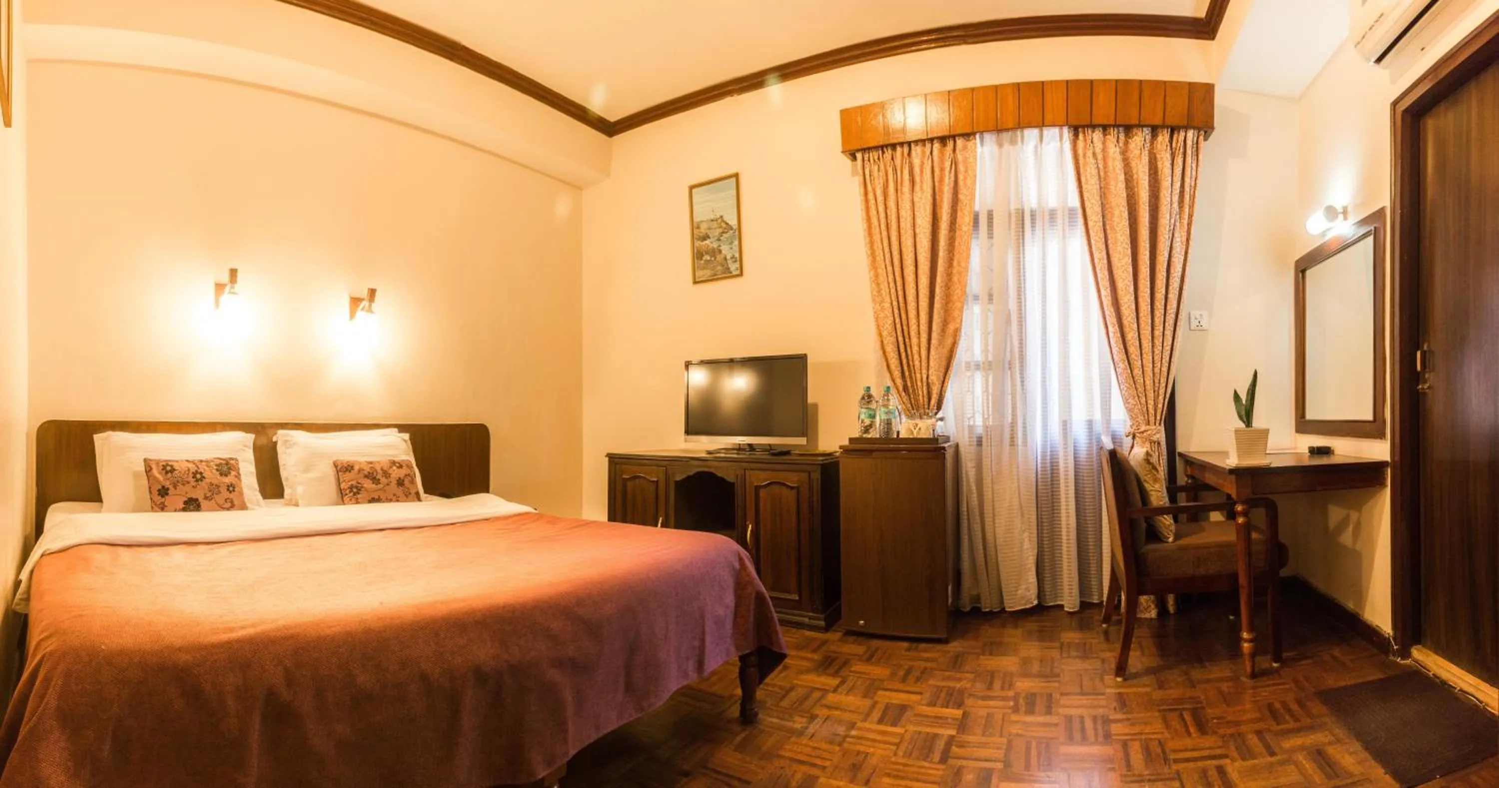 Photo of the whole room, Bed in Hotel Excelsior