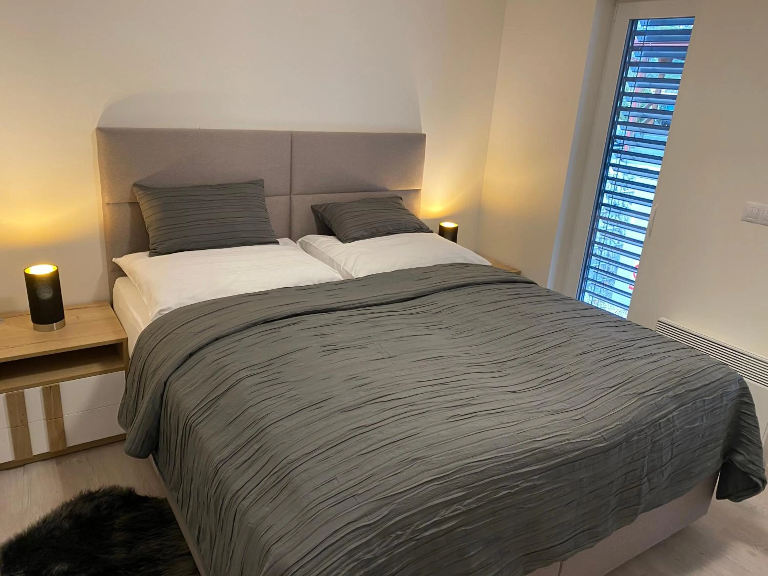 Bedroom, Bed in Motel M