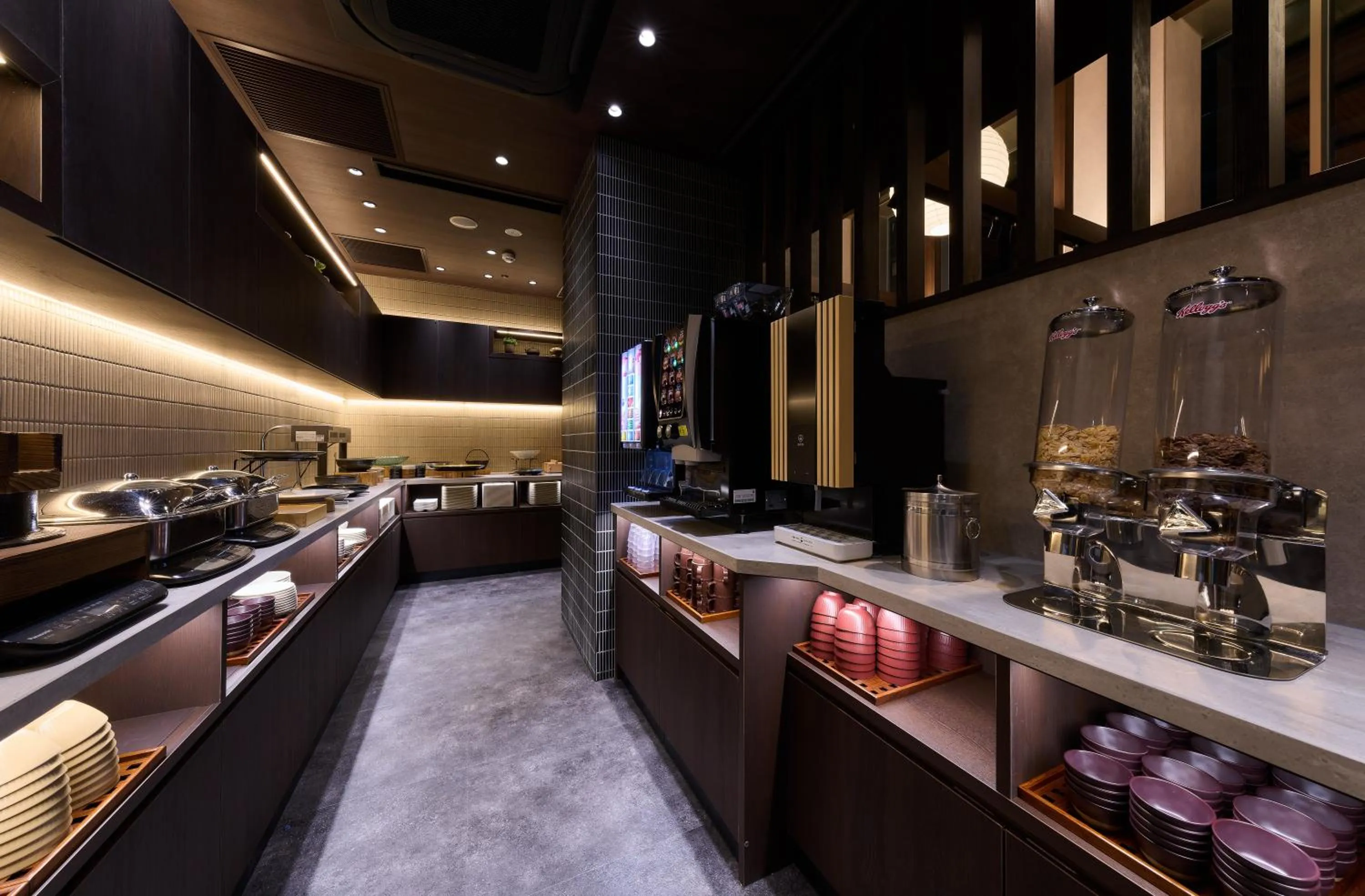 Restaurant/places to eat in ibis Styles Kyoto Shijo