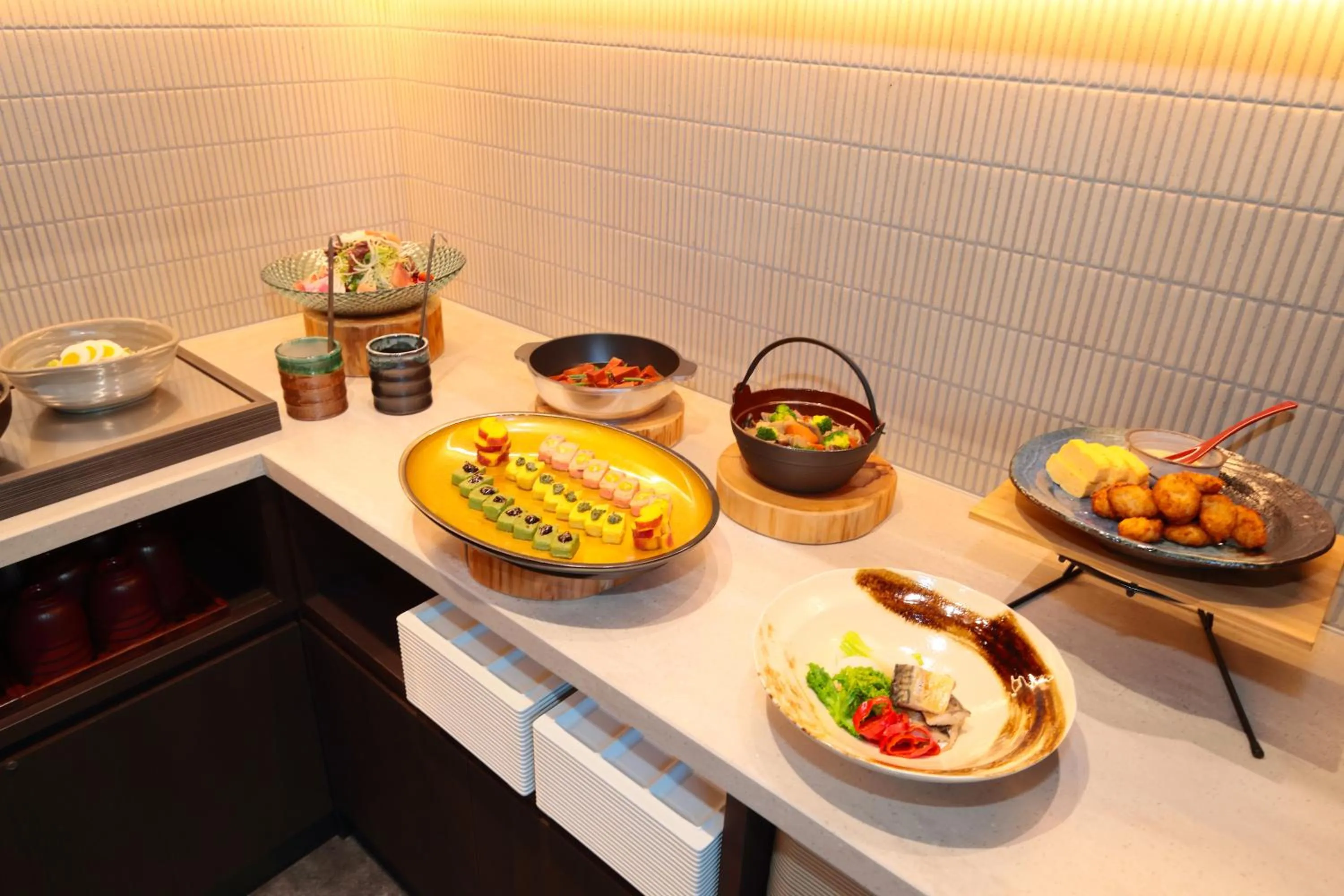 Restaurant/places to eat in ibis Styles Kyoto Shijo