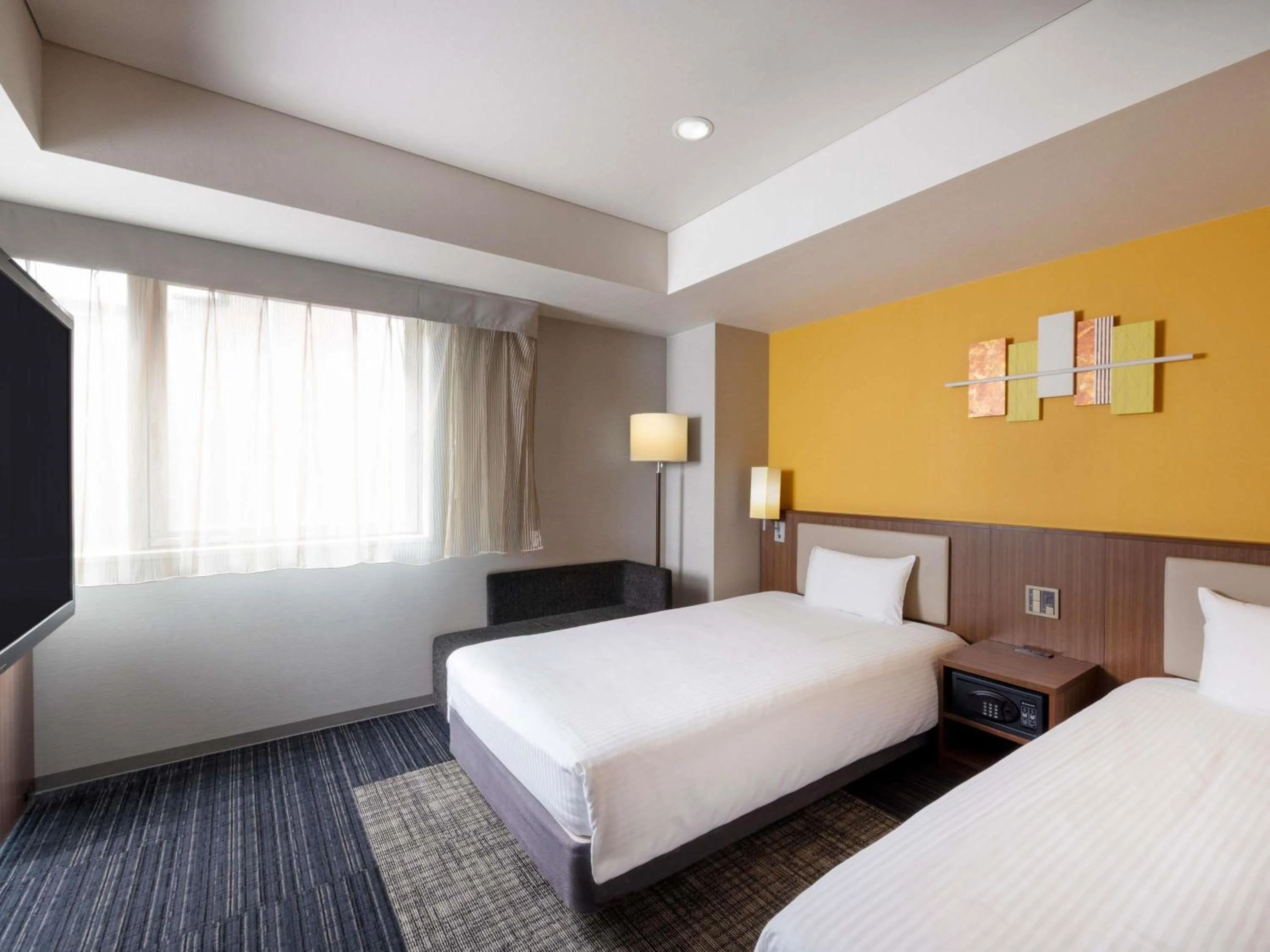 Property building, Bed in ibis Styles Kyoto Shijo