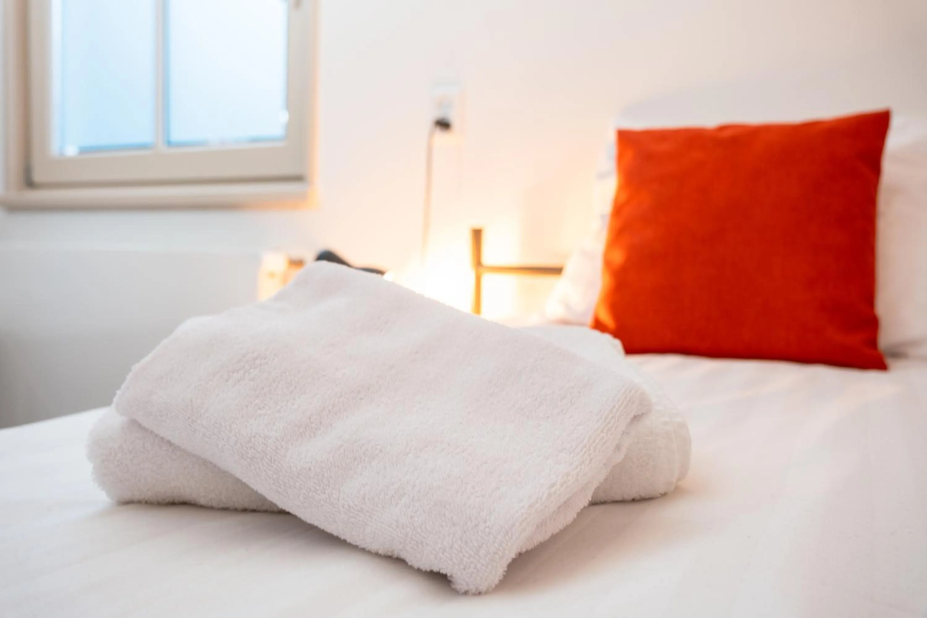 Bed in Hotel - Cafe De Harmonie