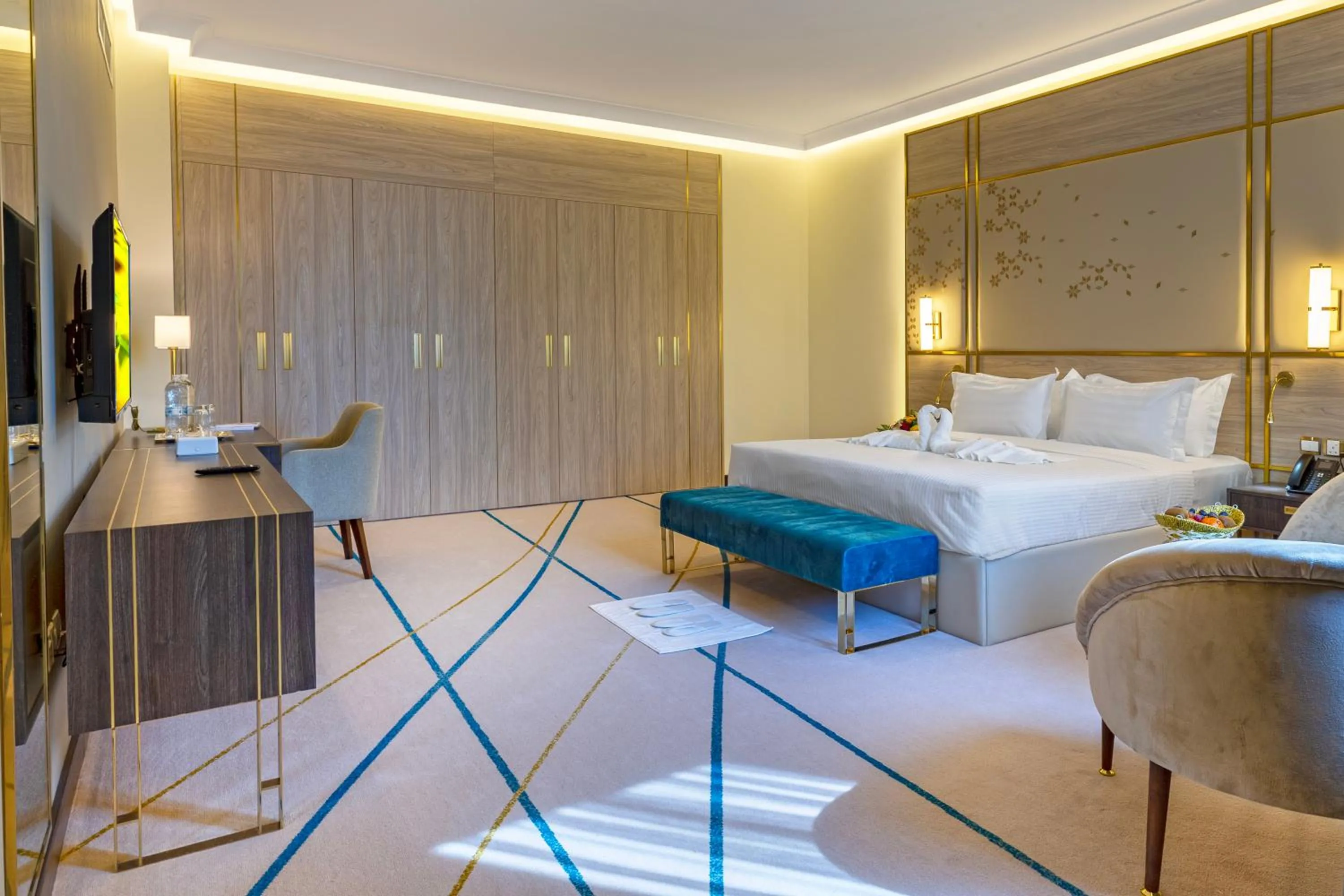 Bedroom, Bed in Green Park Hotel