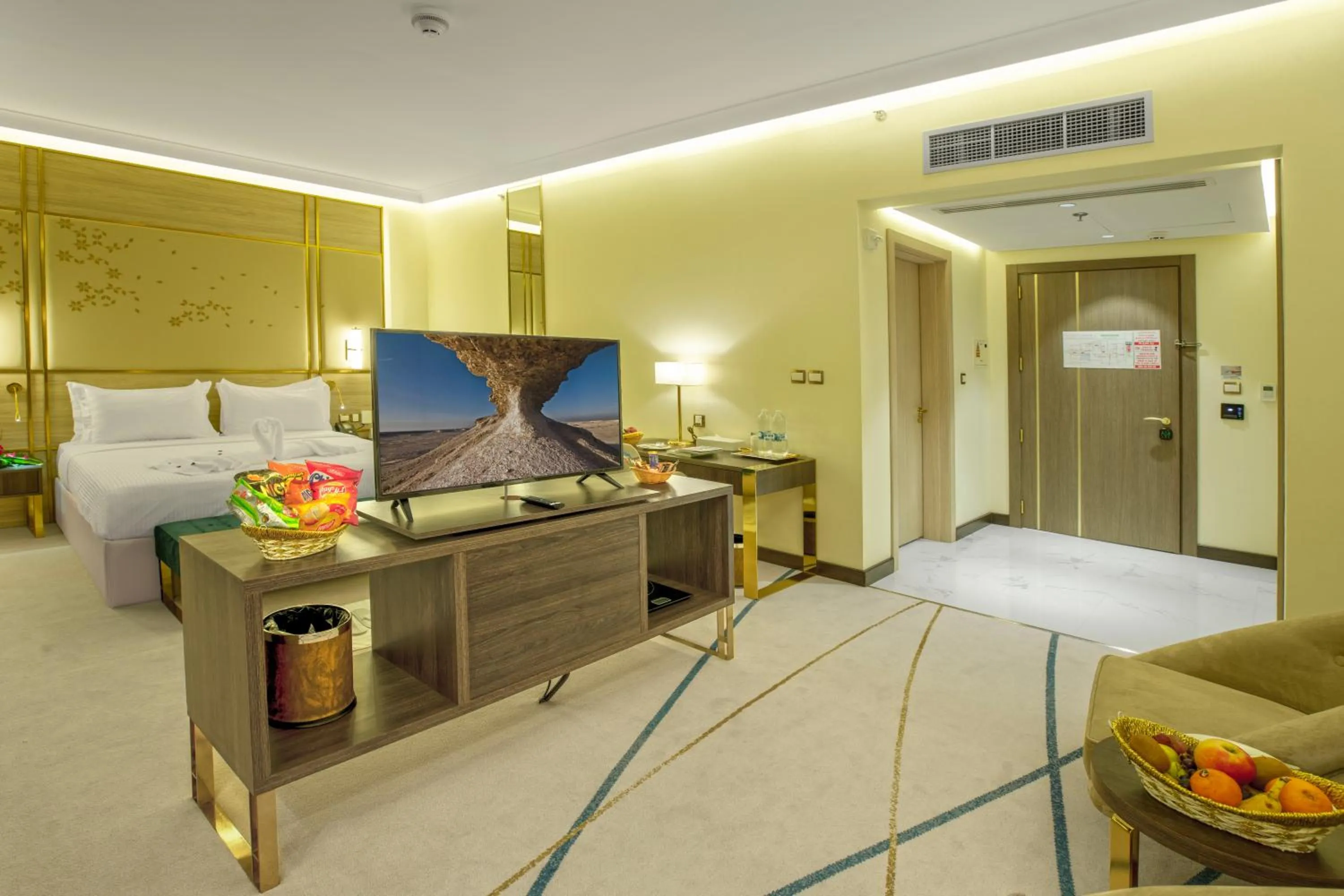 Bedroom in Green Park Hotel