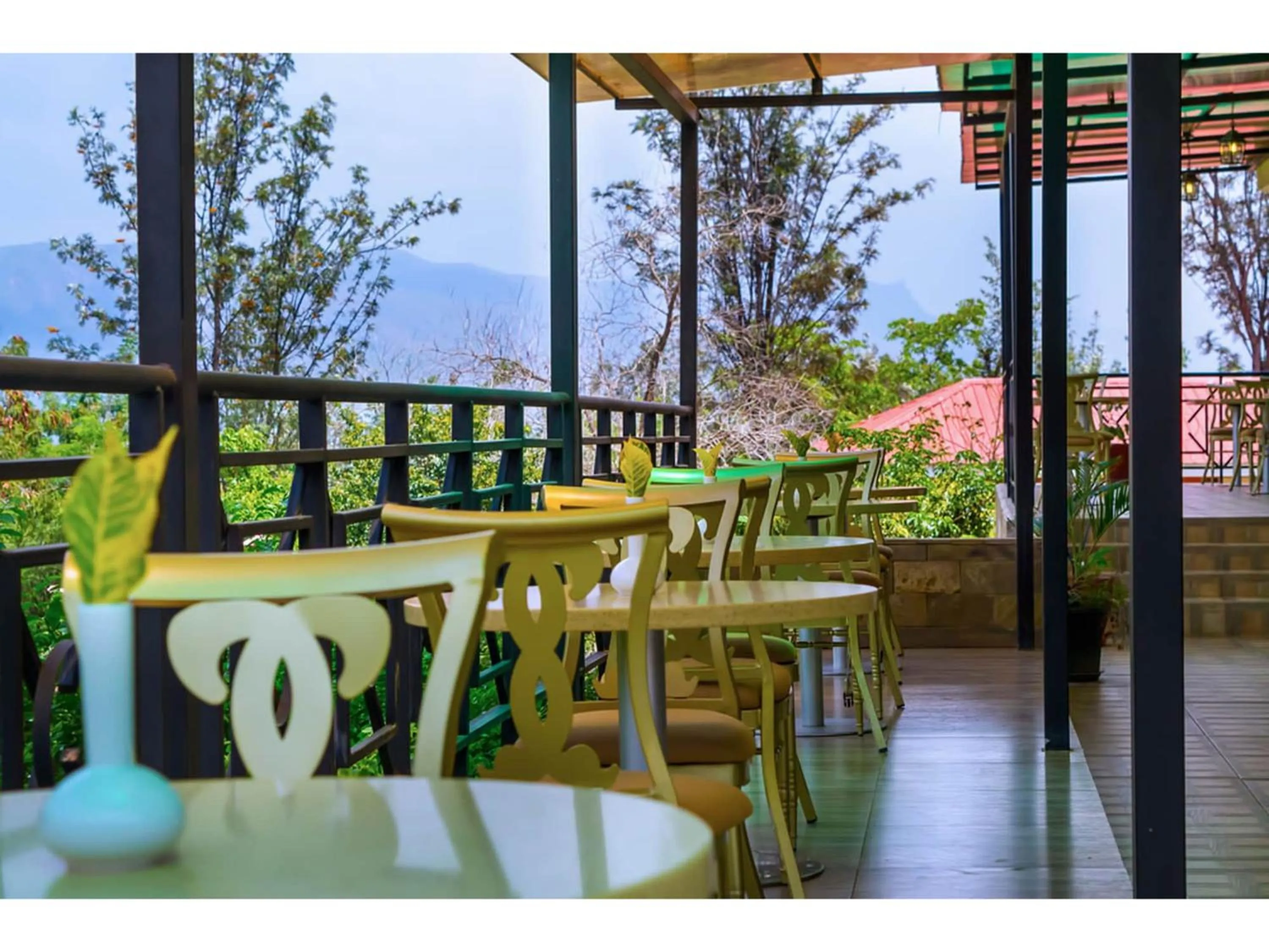 Restaurant/places to eat in Wigot Gardens Hotel