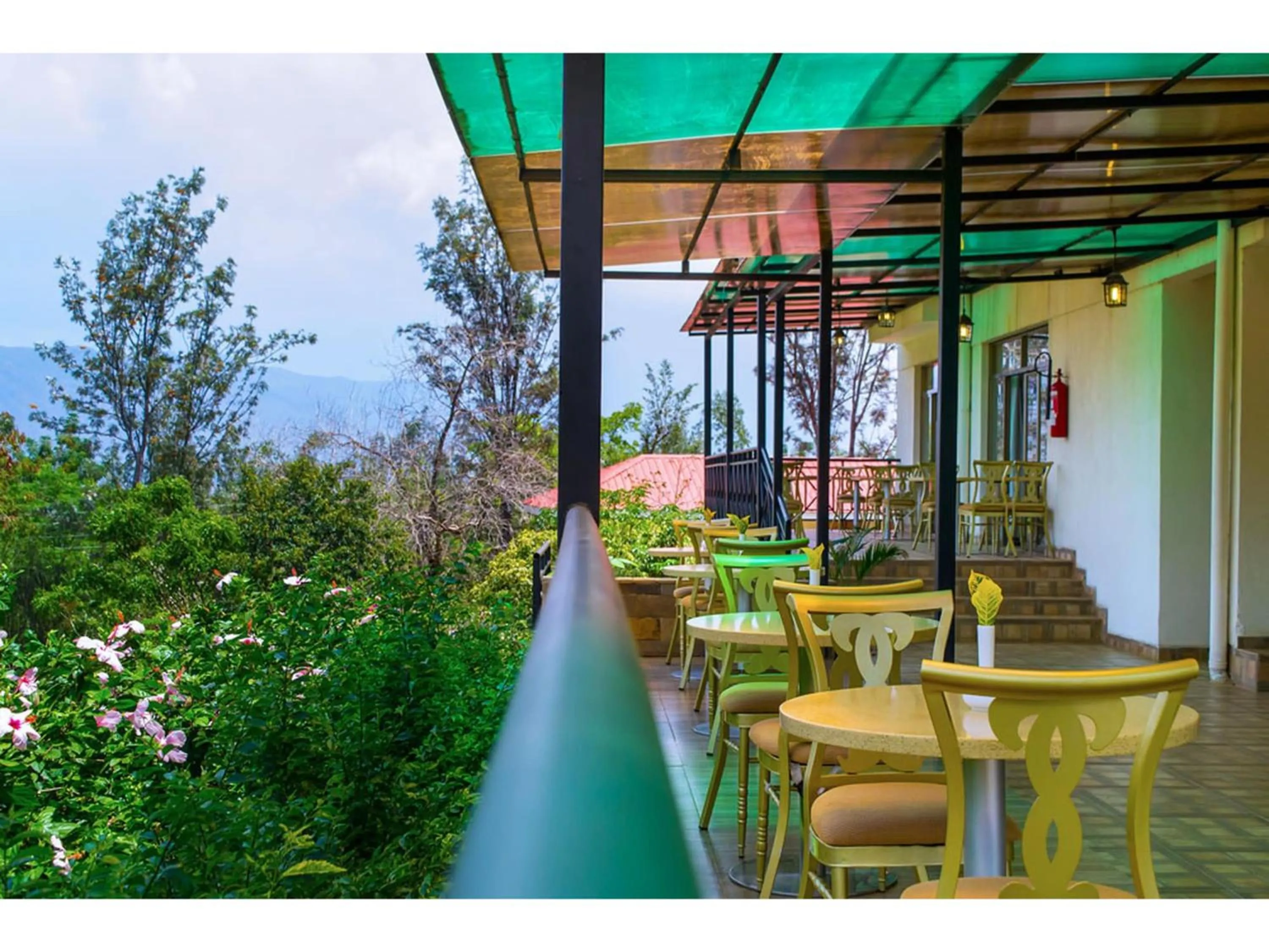 Restaurant/places to eat in Wigot Gardens Hotel