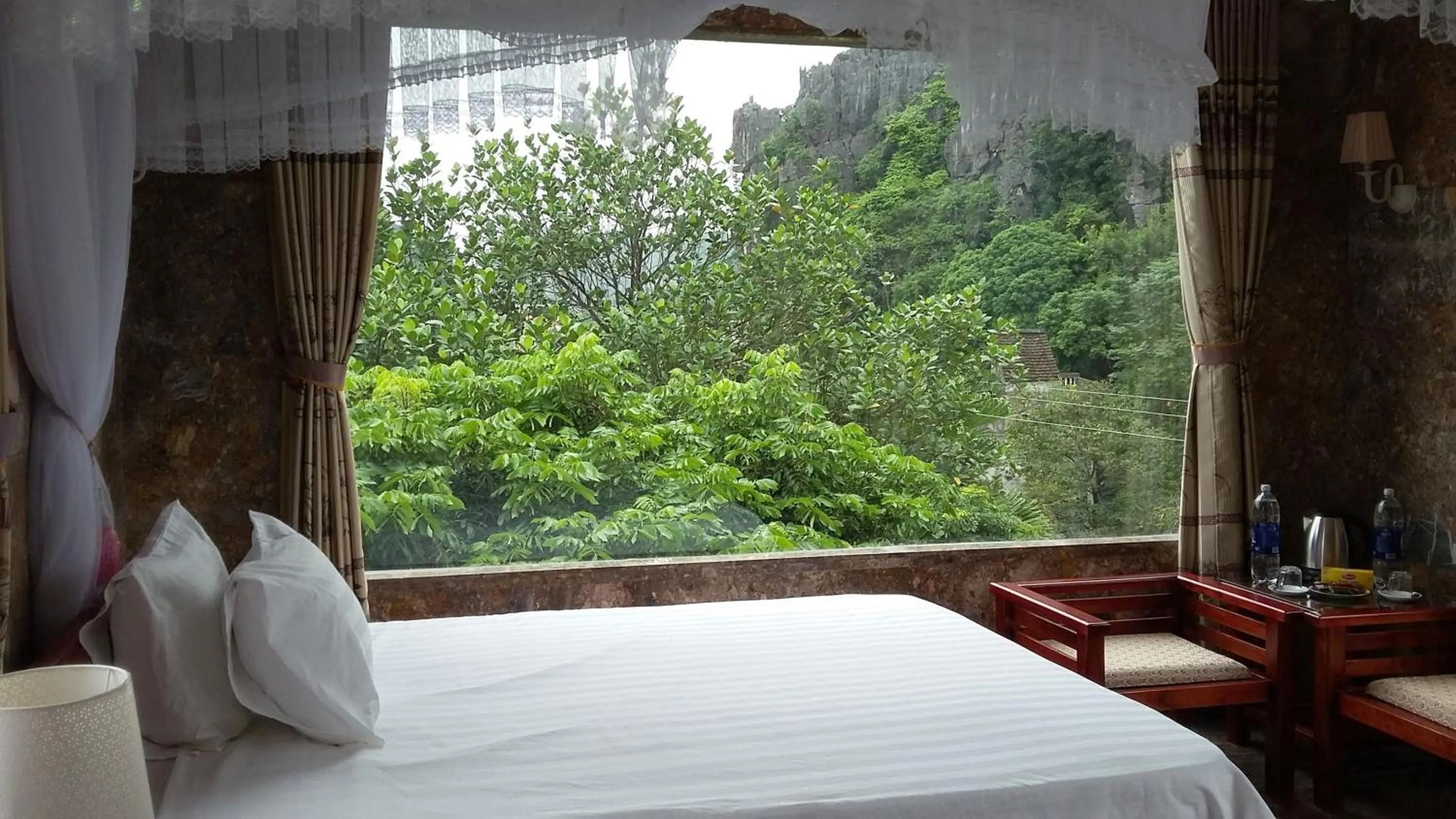 Property logo or sign, Bed in Limestone View Homestay