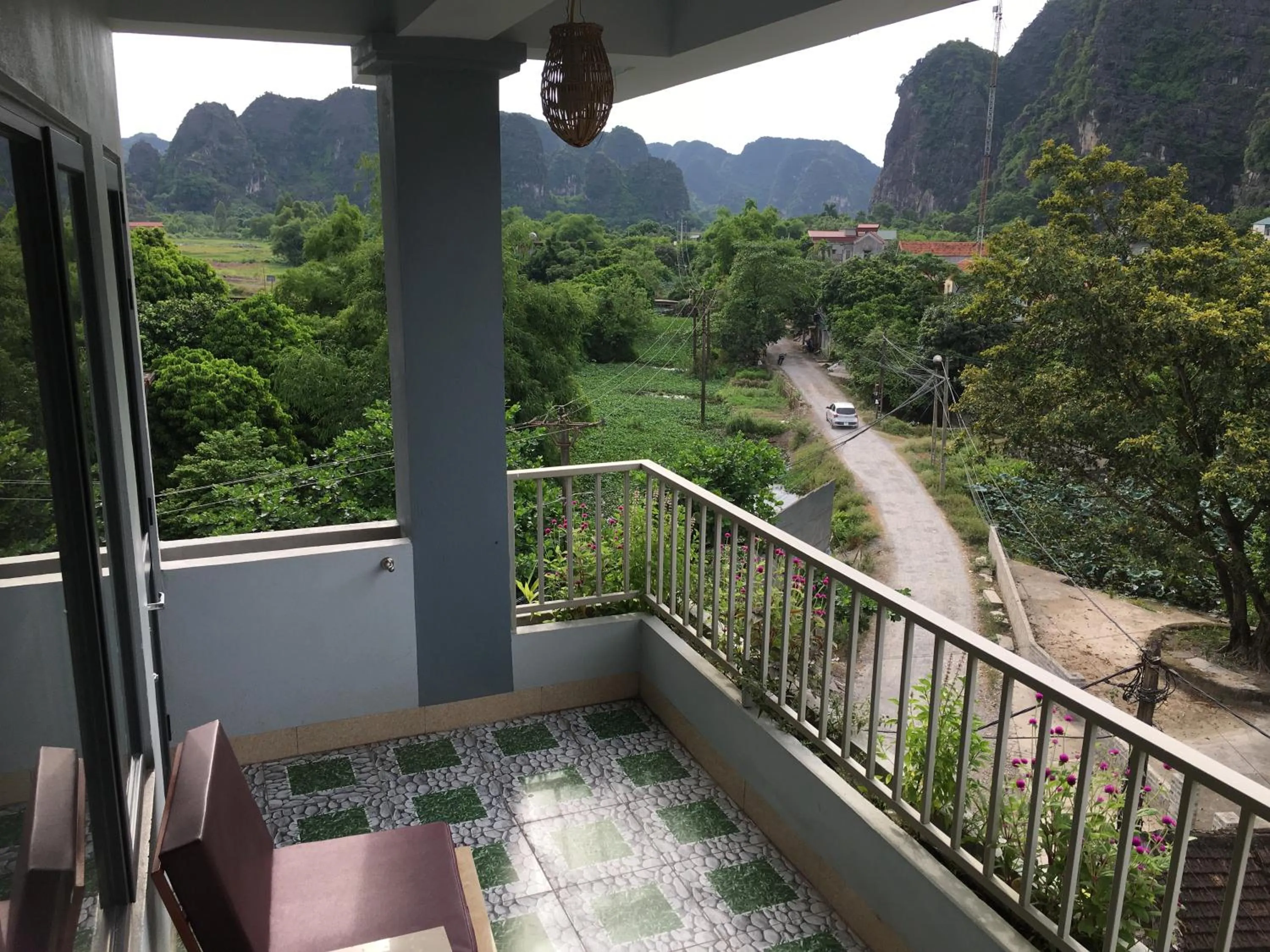 Balcony/Terrace in Limestone View Homestay