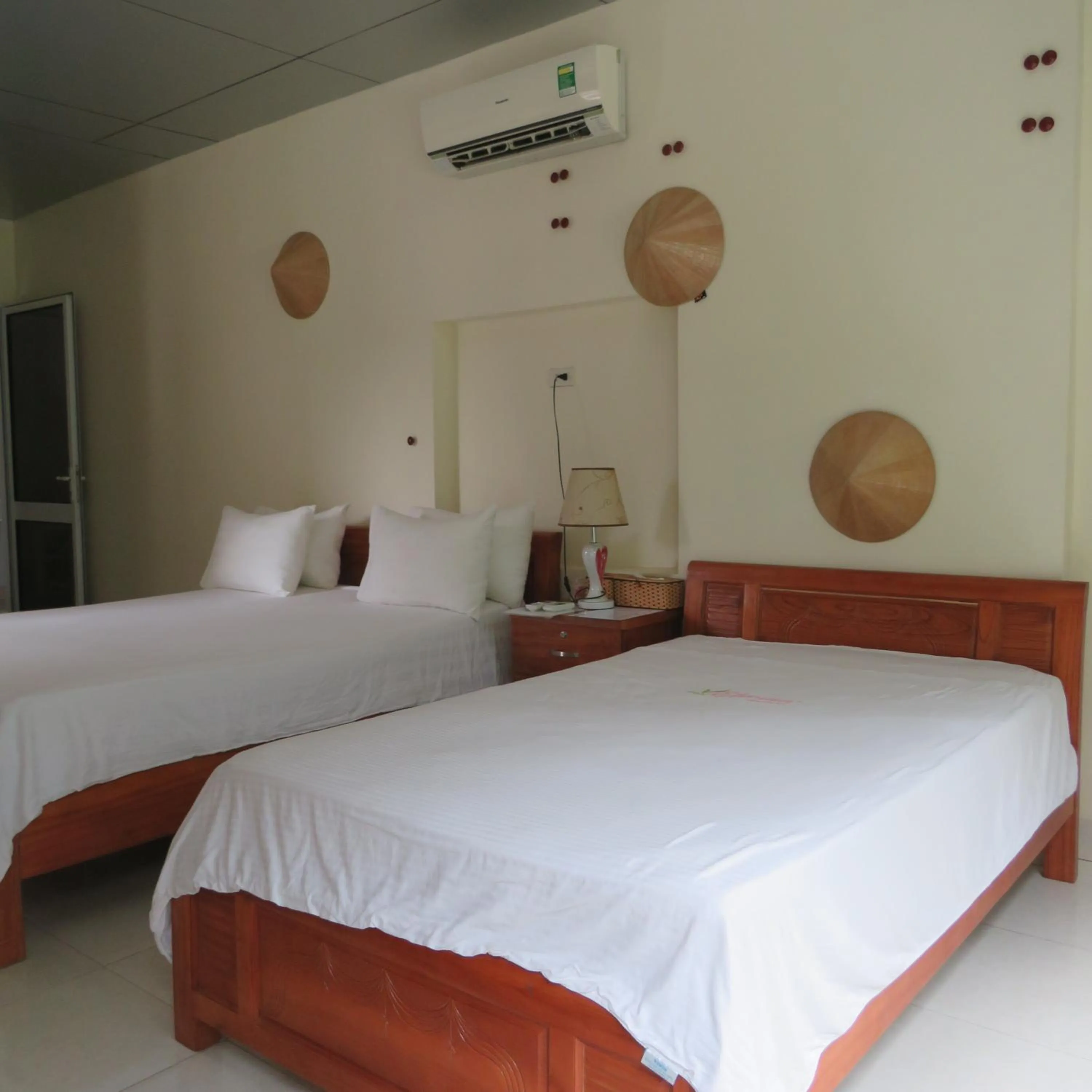 Photo of the whole room, Bed in Limestone View Homestay
