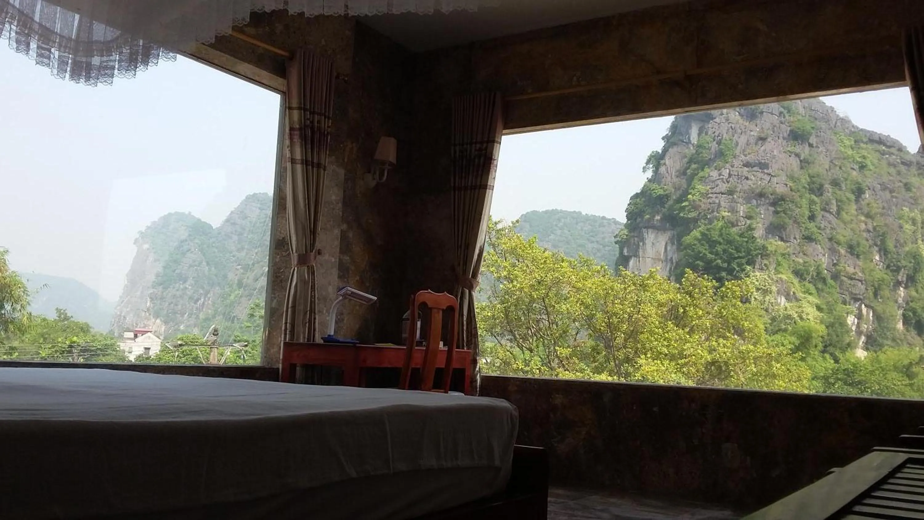 Photo of the whole room, Bed in Limestone View Homestay