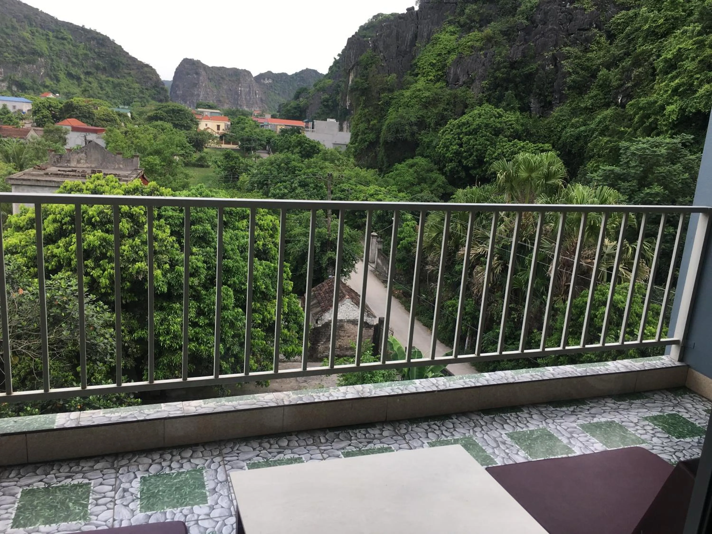 Balcony/Terrace in Limestone View Homestay