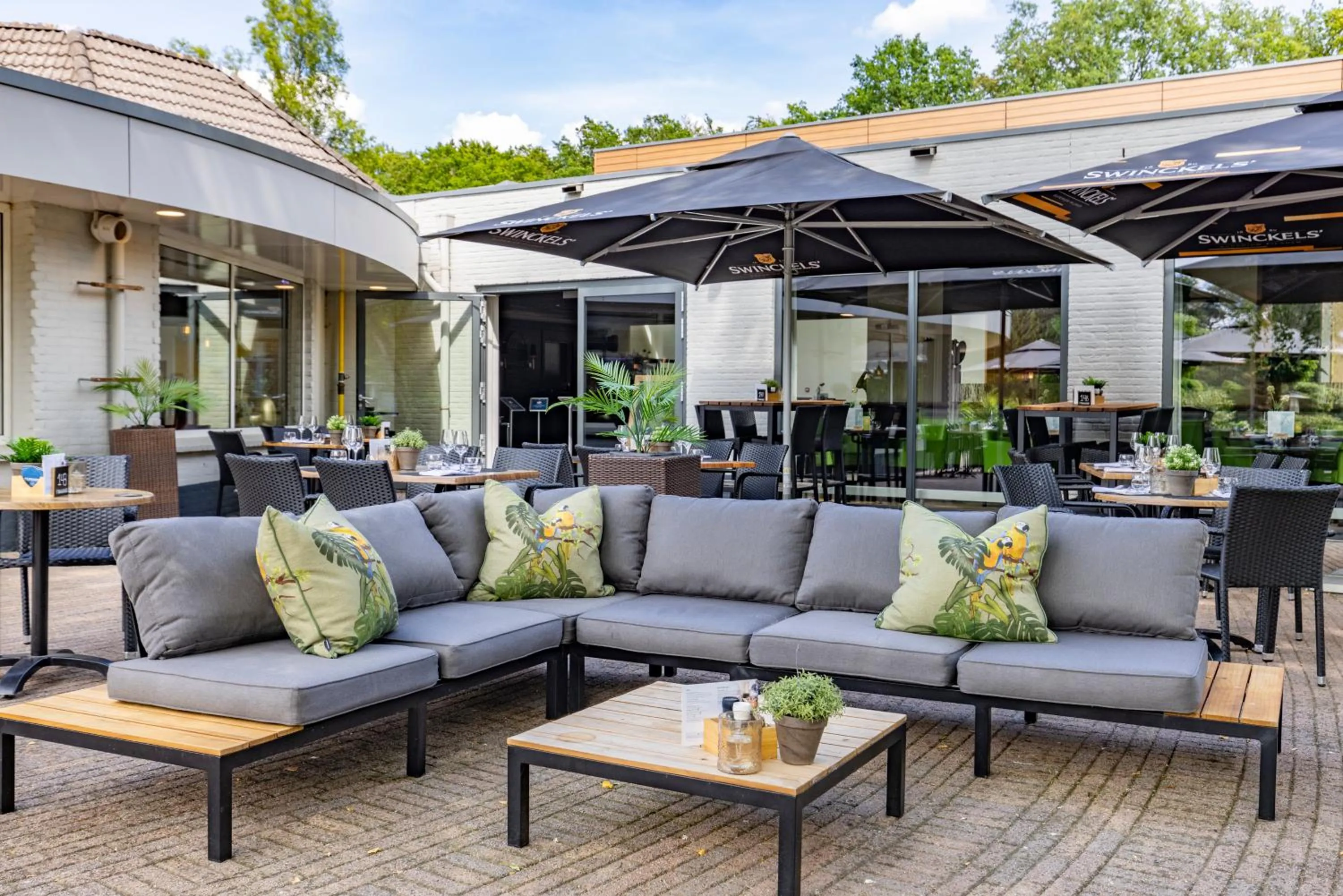 Patio in Fletcher Hotel Restaurant Doorwerth - Arnhem