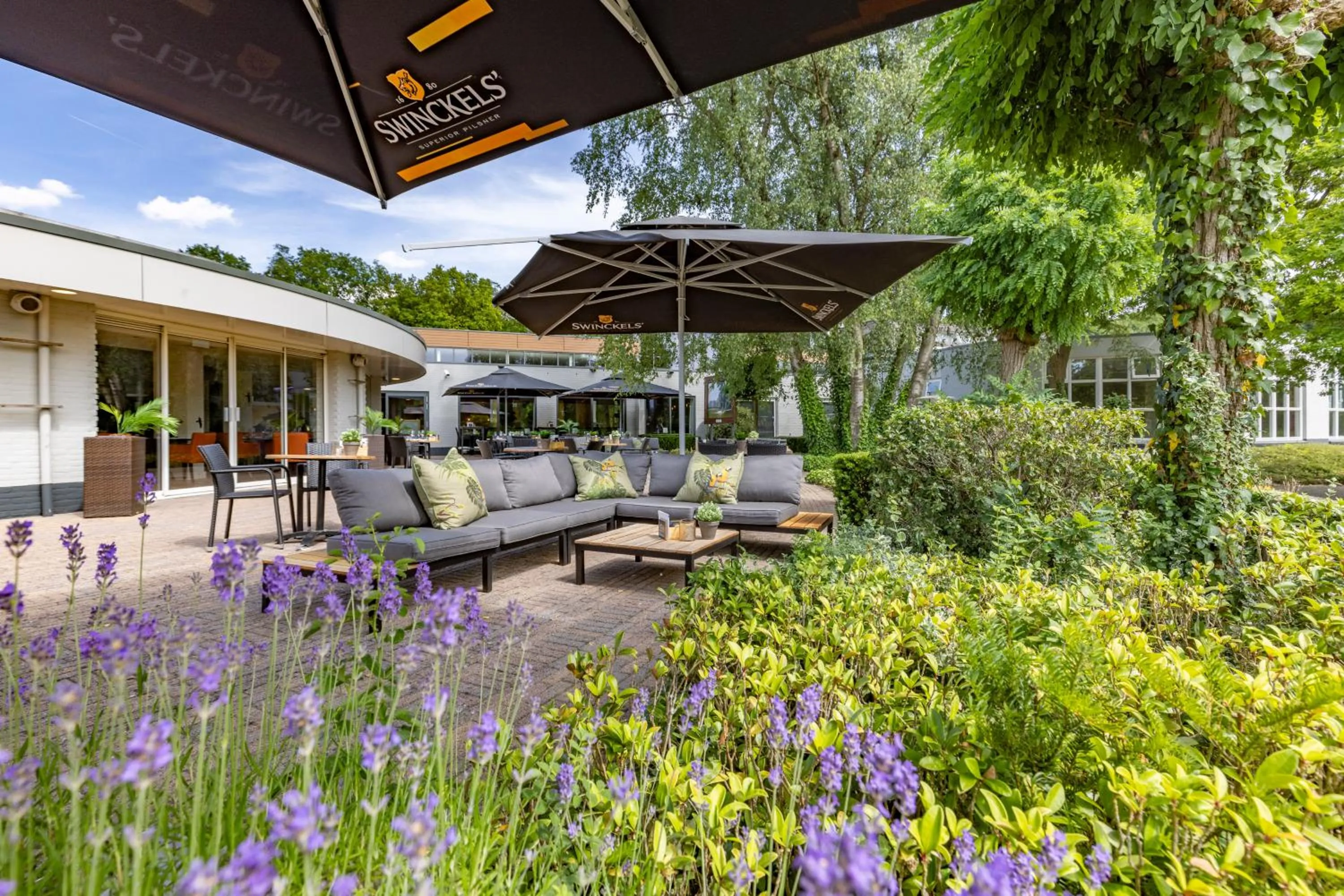 Patio in Fletcher Hotel Restaurant Doorwerth - Arnhem