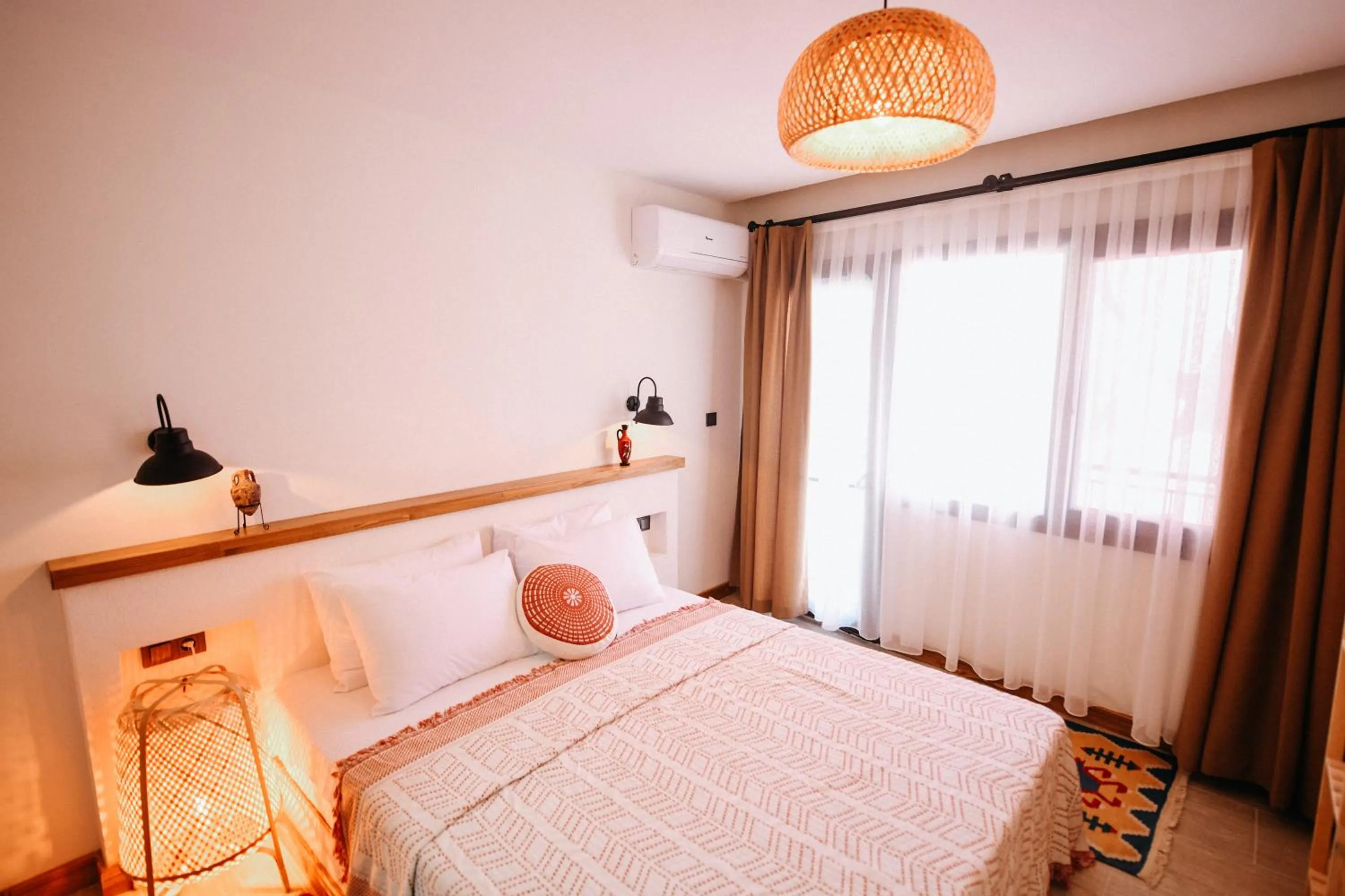 Bed in Kallinos Boutique Hotel