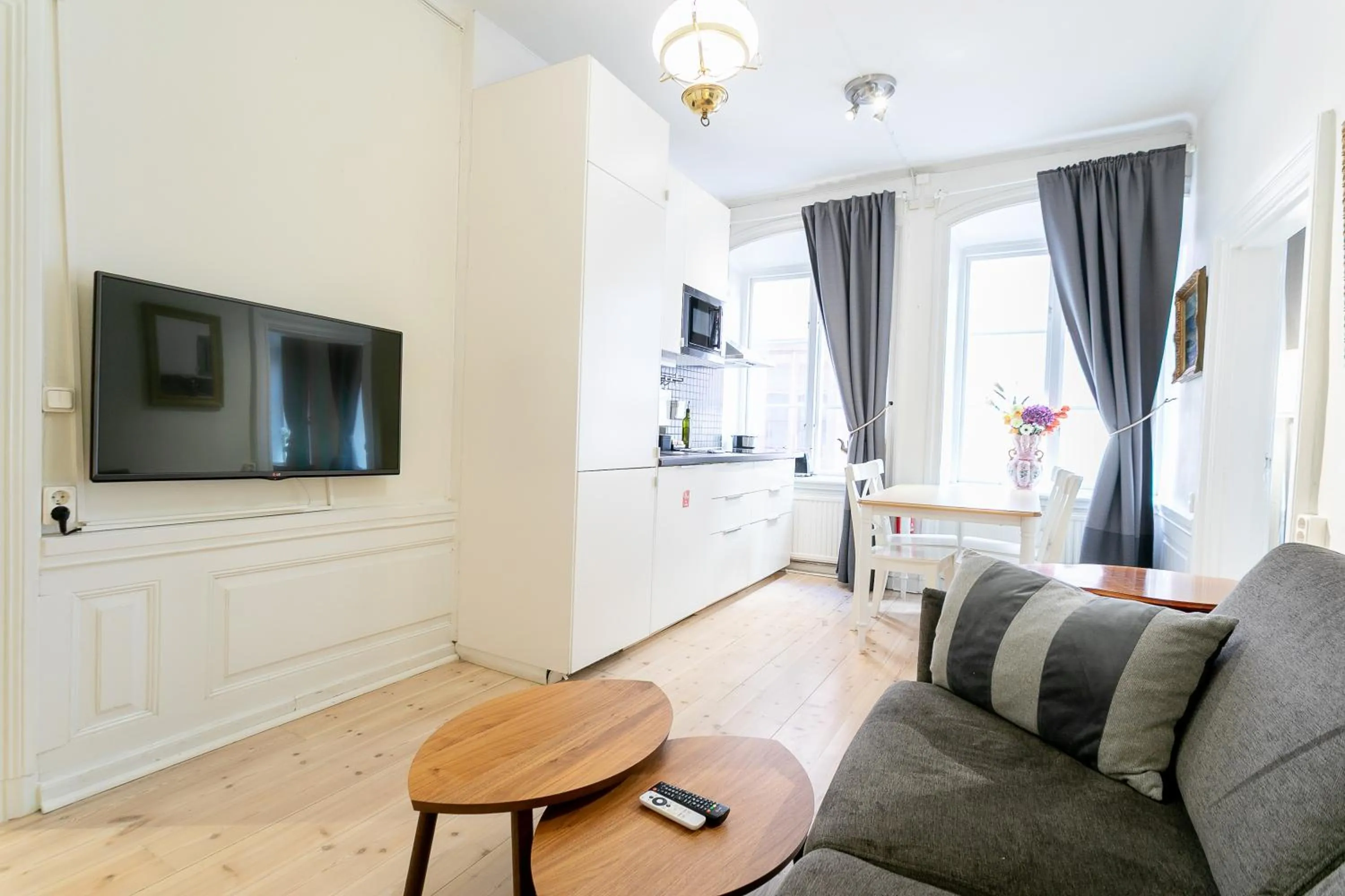TV and multimedia in ApartDirect Gamla Stan II