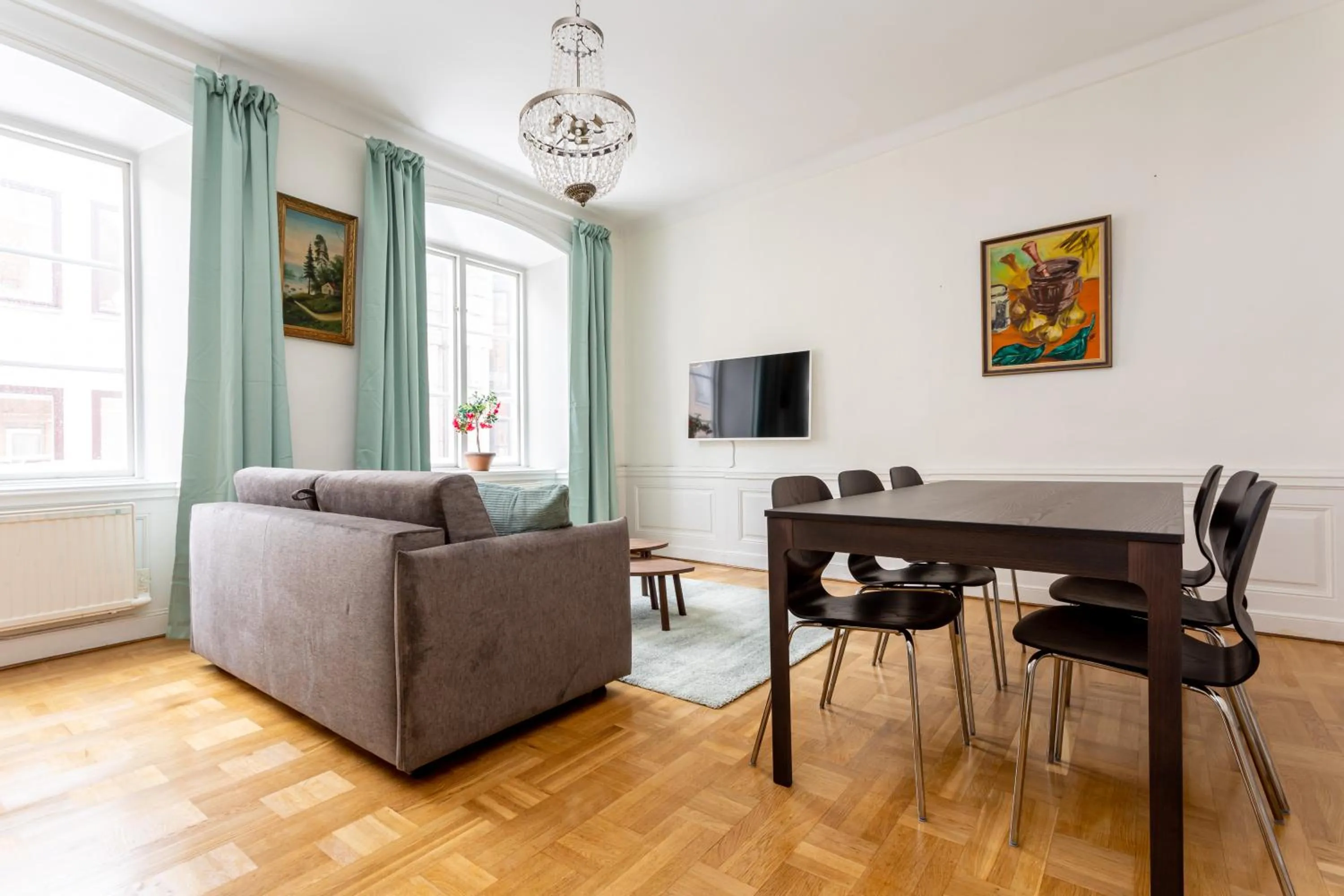 Dining area in ApartDirect Gamla Stan II