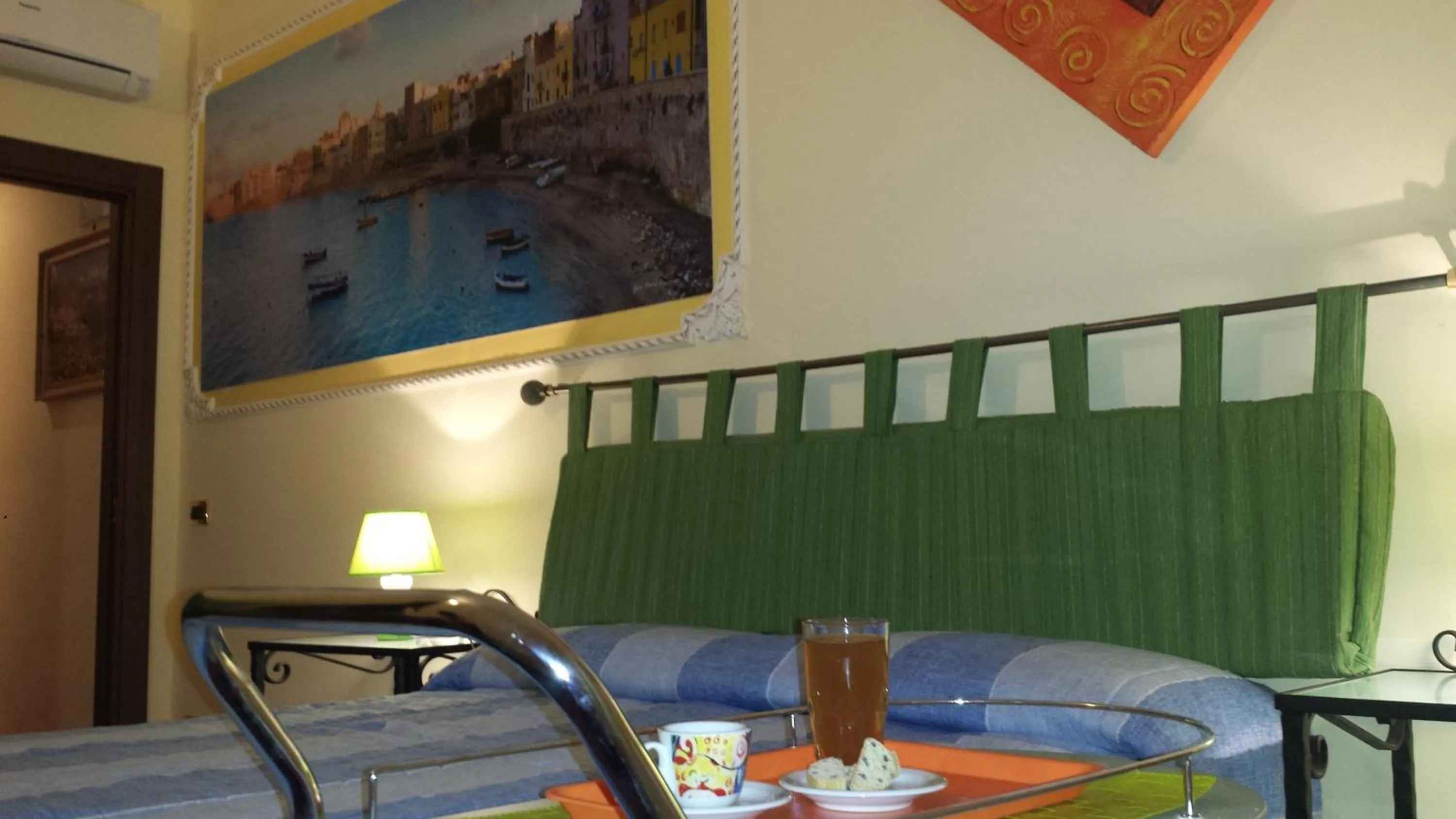 Decorative detail in B&B Via Spalti 52