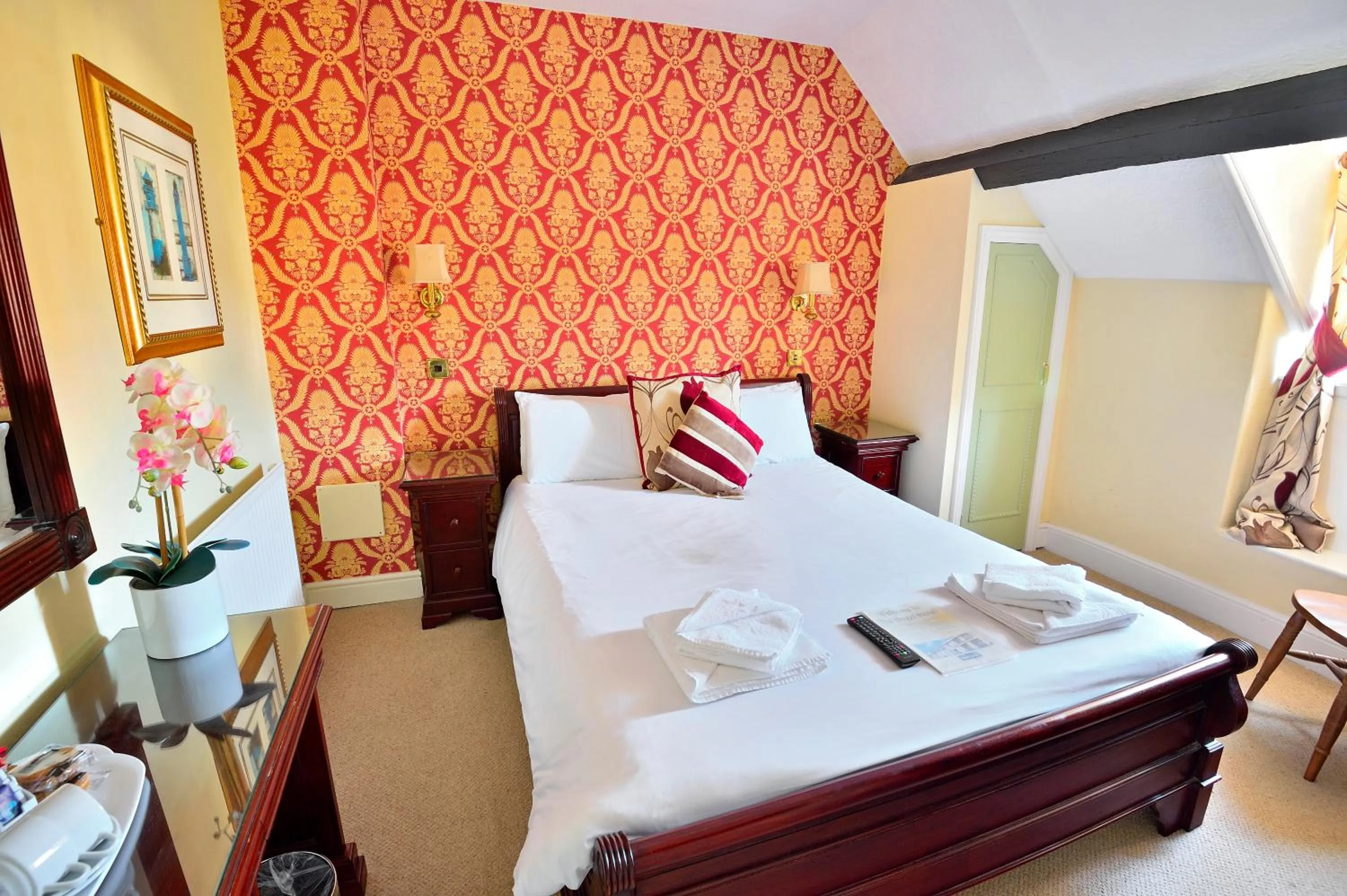 Photo of the whole room, Bed in The Angel Hotel