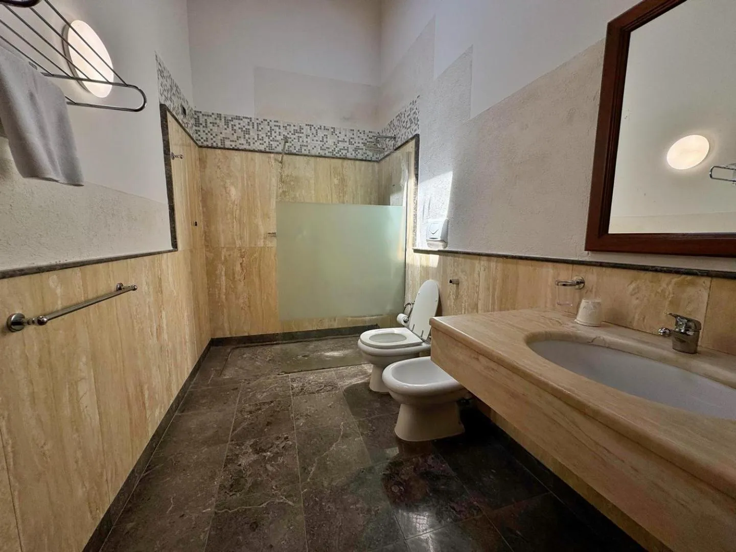 Shower in Villa Lampedusa