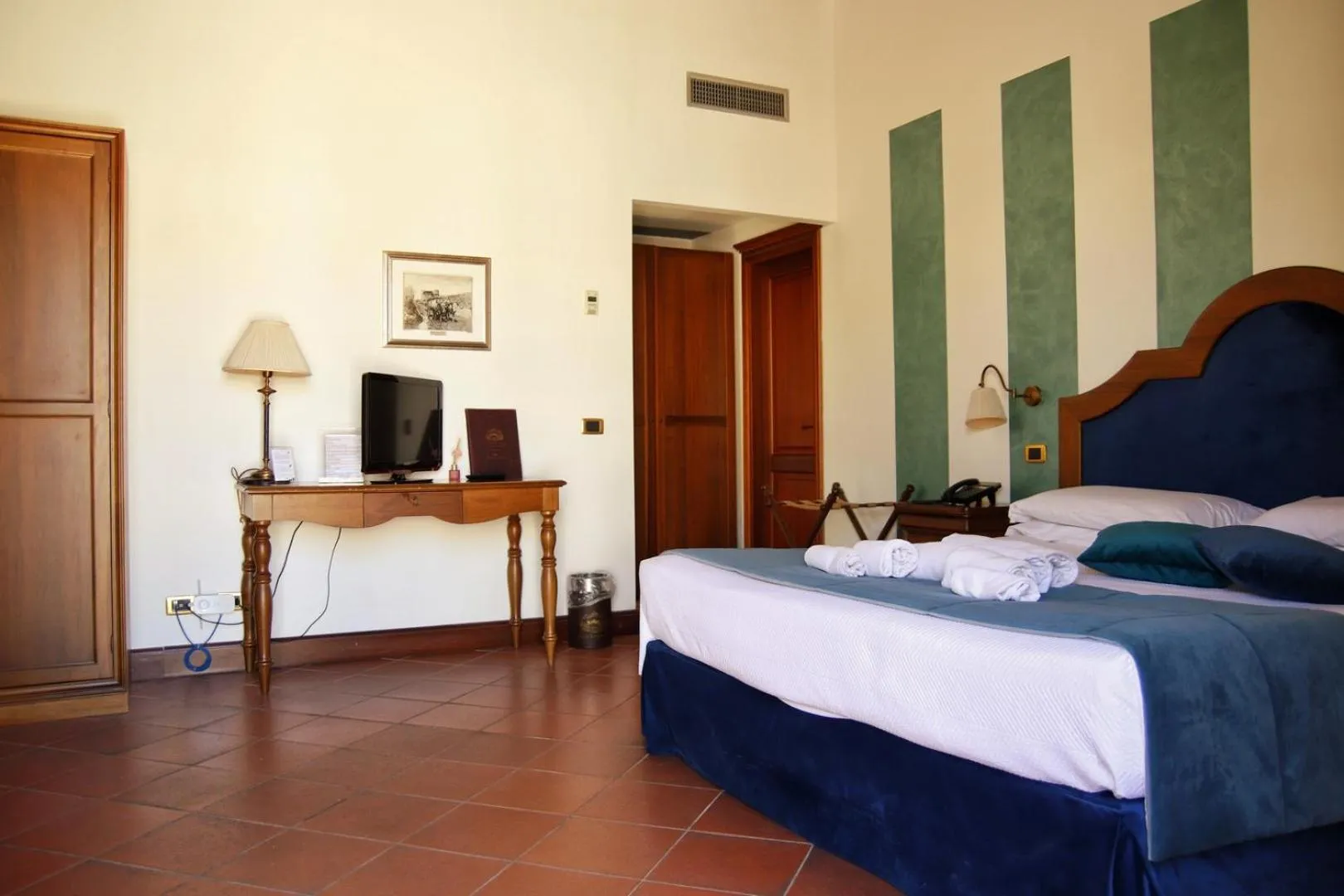 Bed in Villa Lampedusa