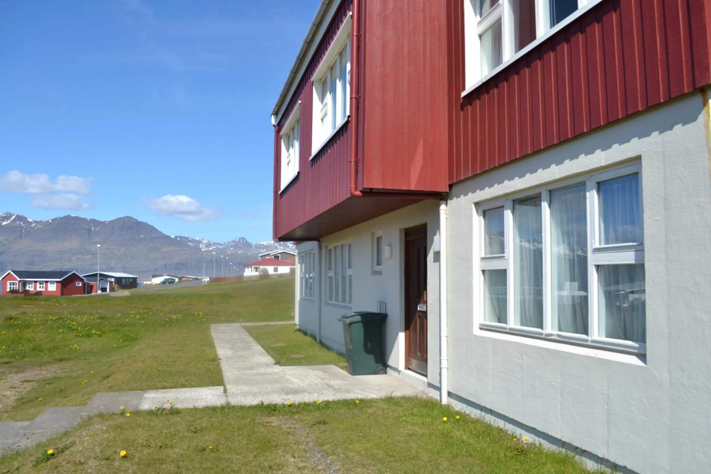Facade/entrance in Framtid Apartments and Holiday Homes