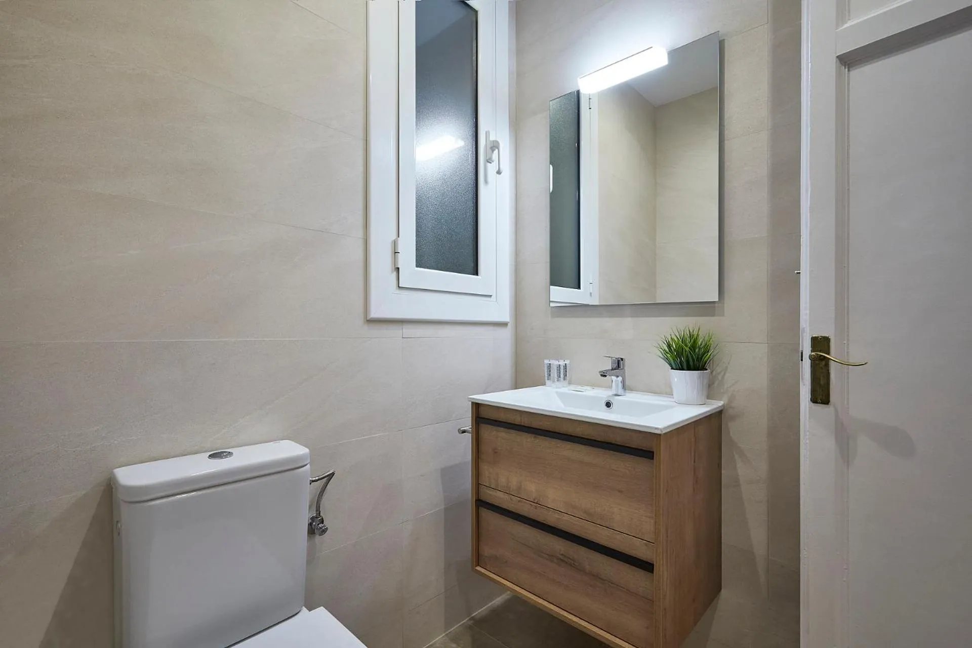 Bathroom in BBarcelona Central Eixample Flat