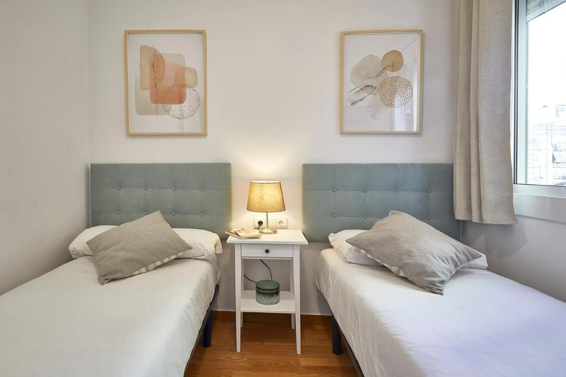 Bedroom, Bed in BBarcelona Central Eixample Flat