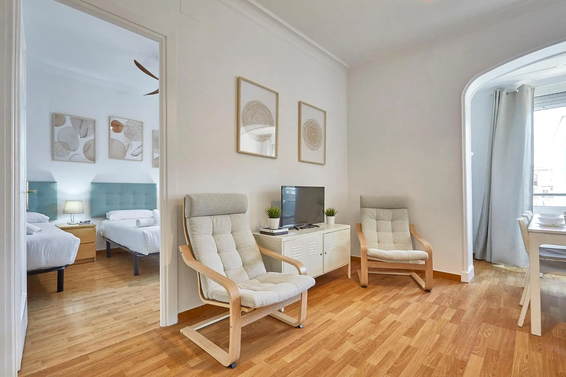 Living room, Bed in BBarcelona Central Eixample Flat