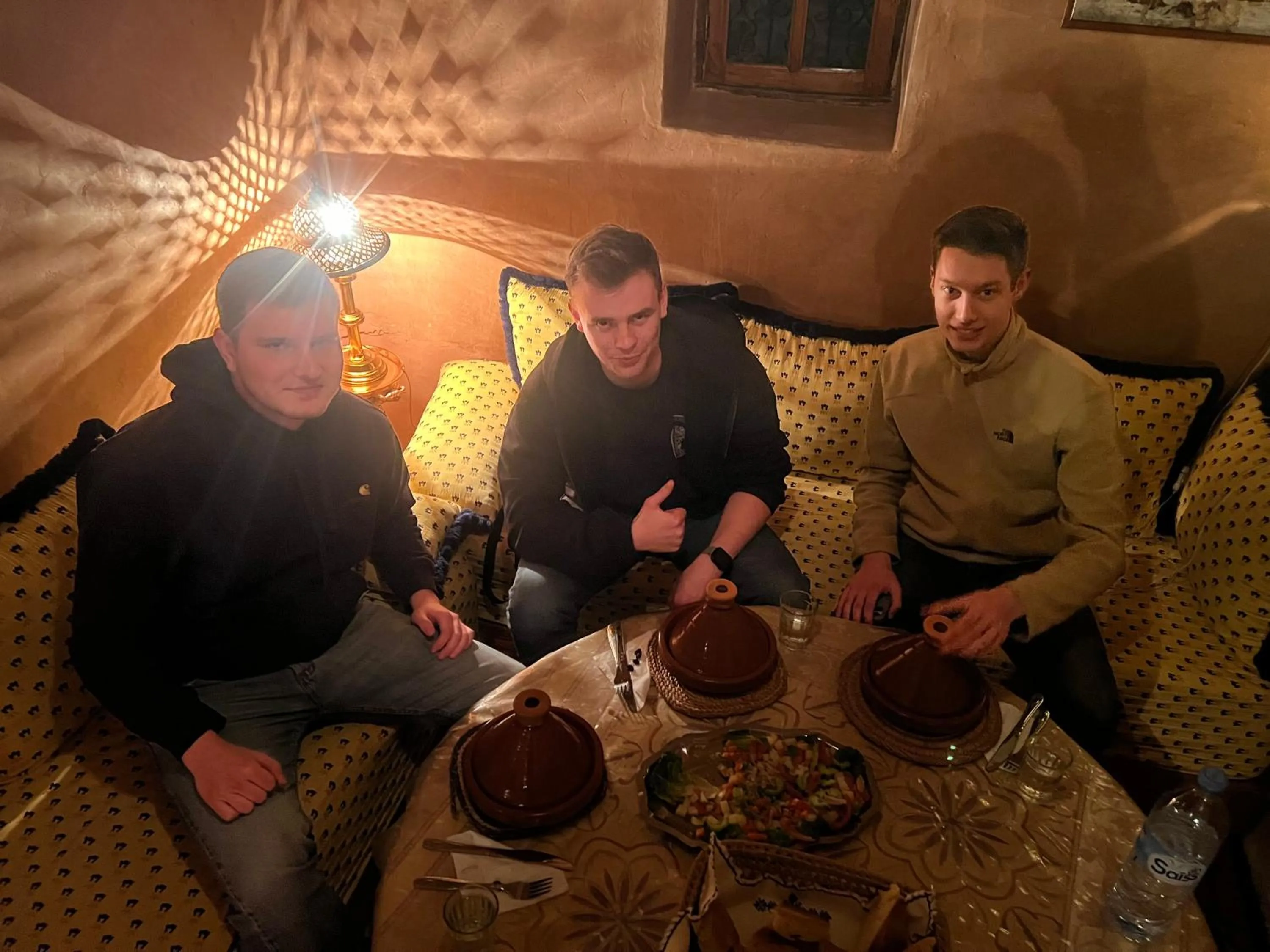 Restaurant/places to eat in Kasbah Tigmi El Janoub