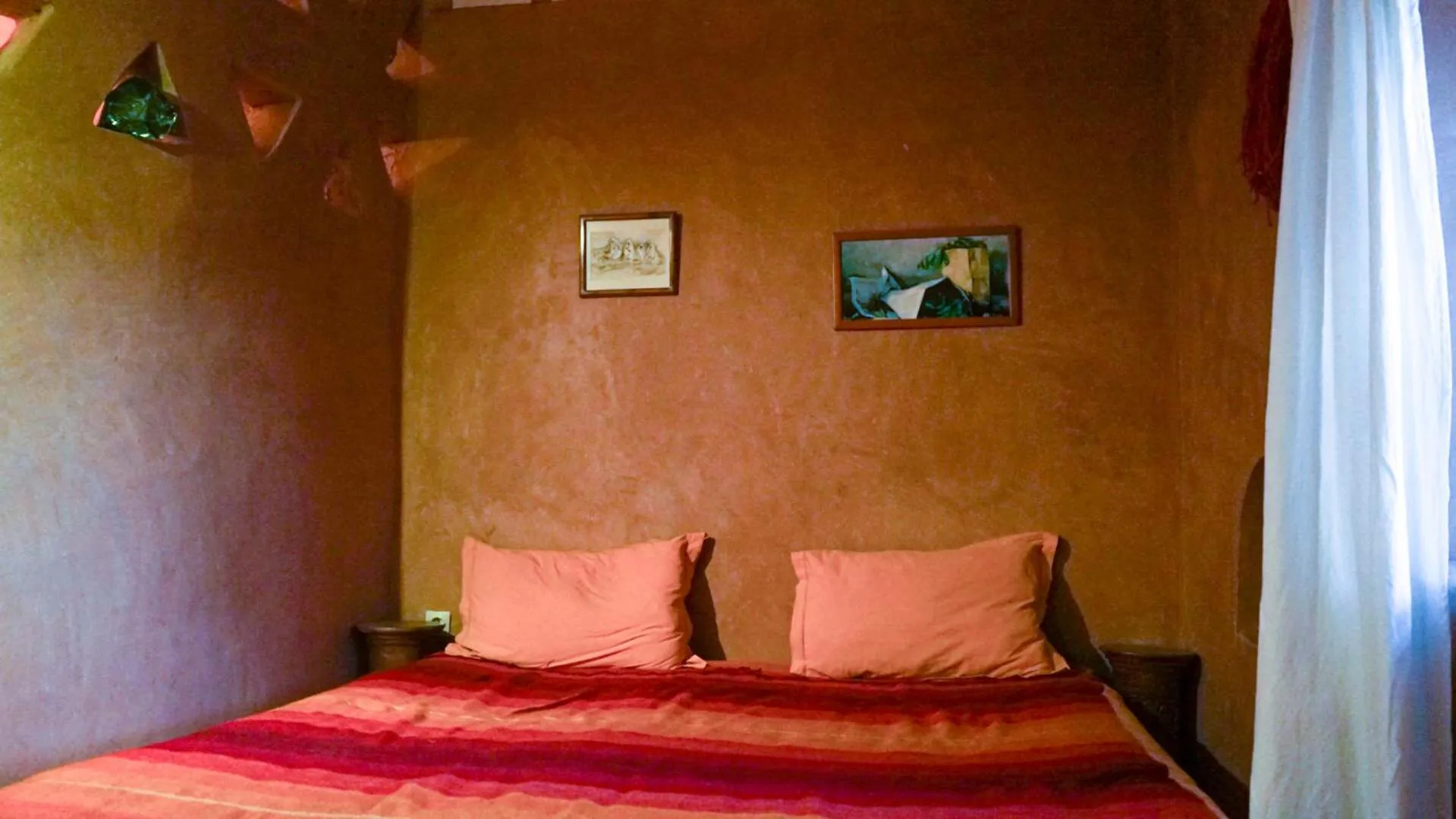 Bed in Kasbah Tigmi El Janoub