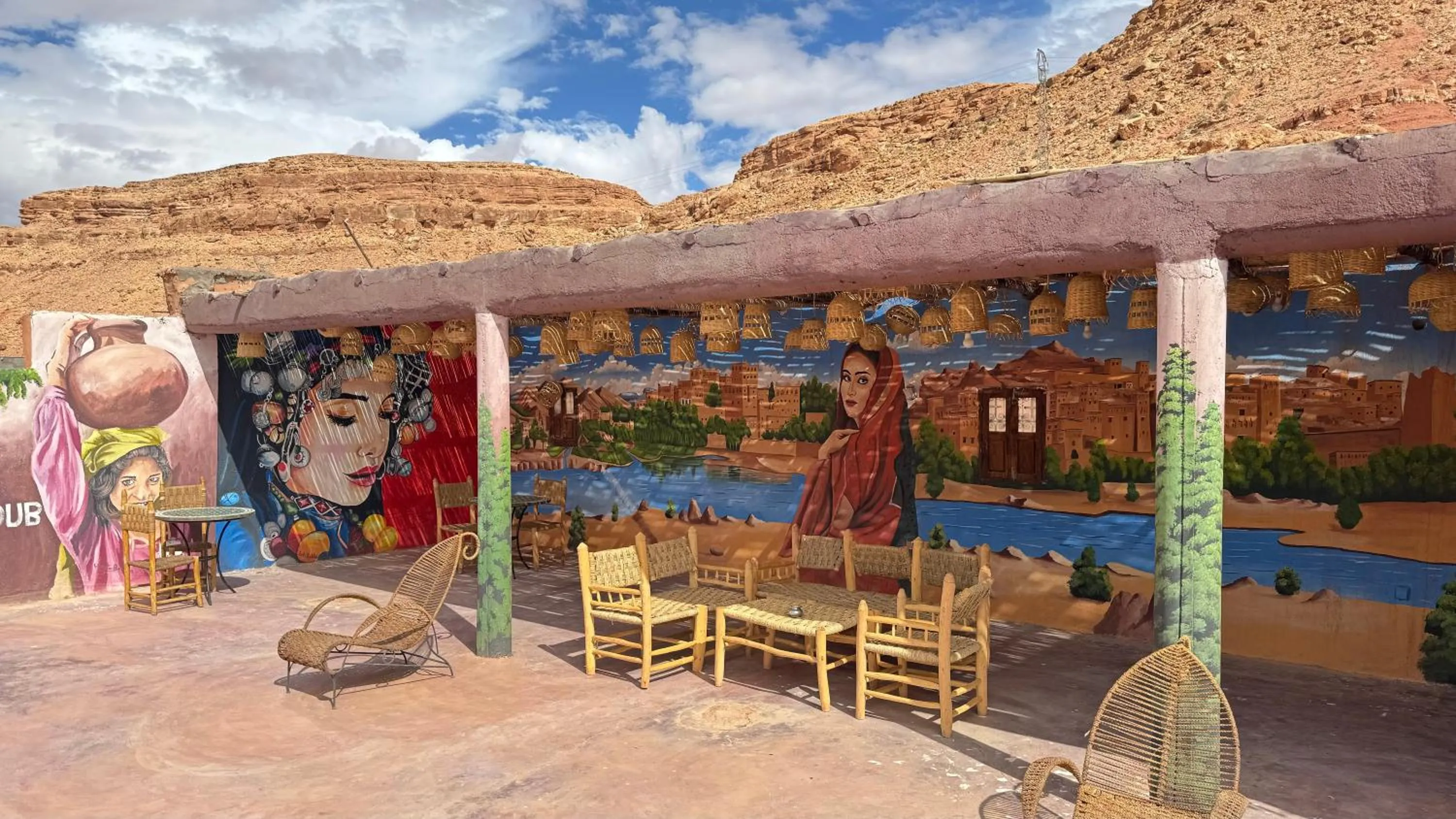 Day in Kasbah Tigmi El Janoub