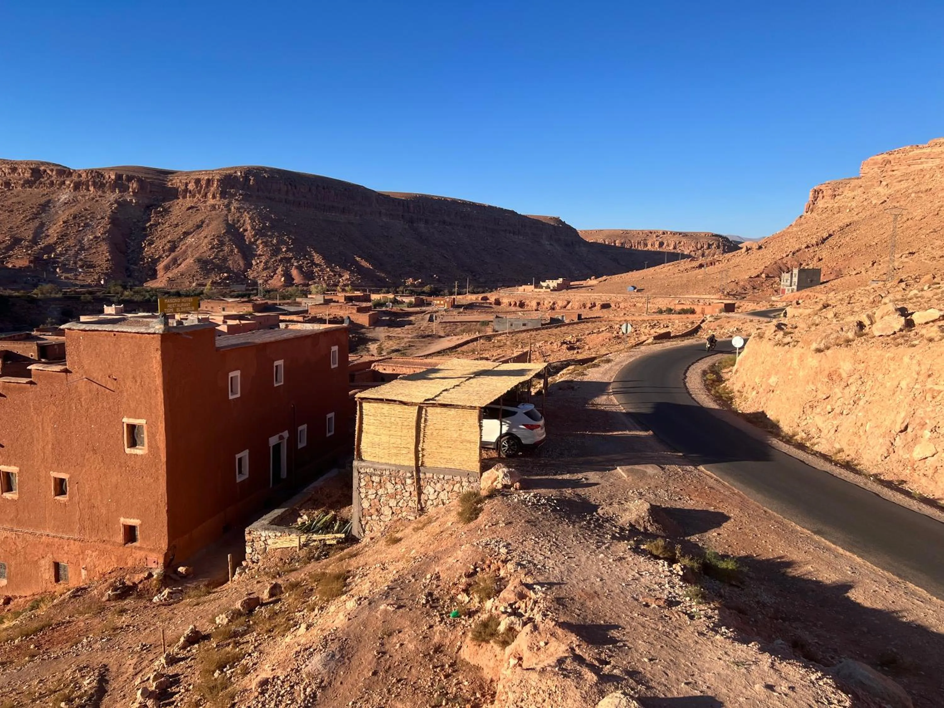 Neighbourhood in Kasbah Tigmi El Janoub