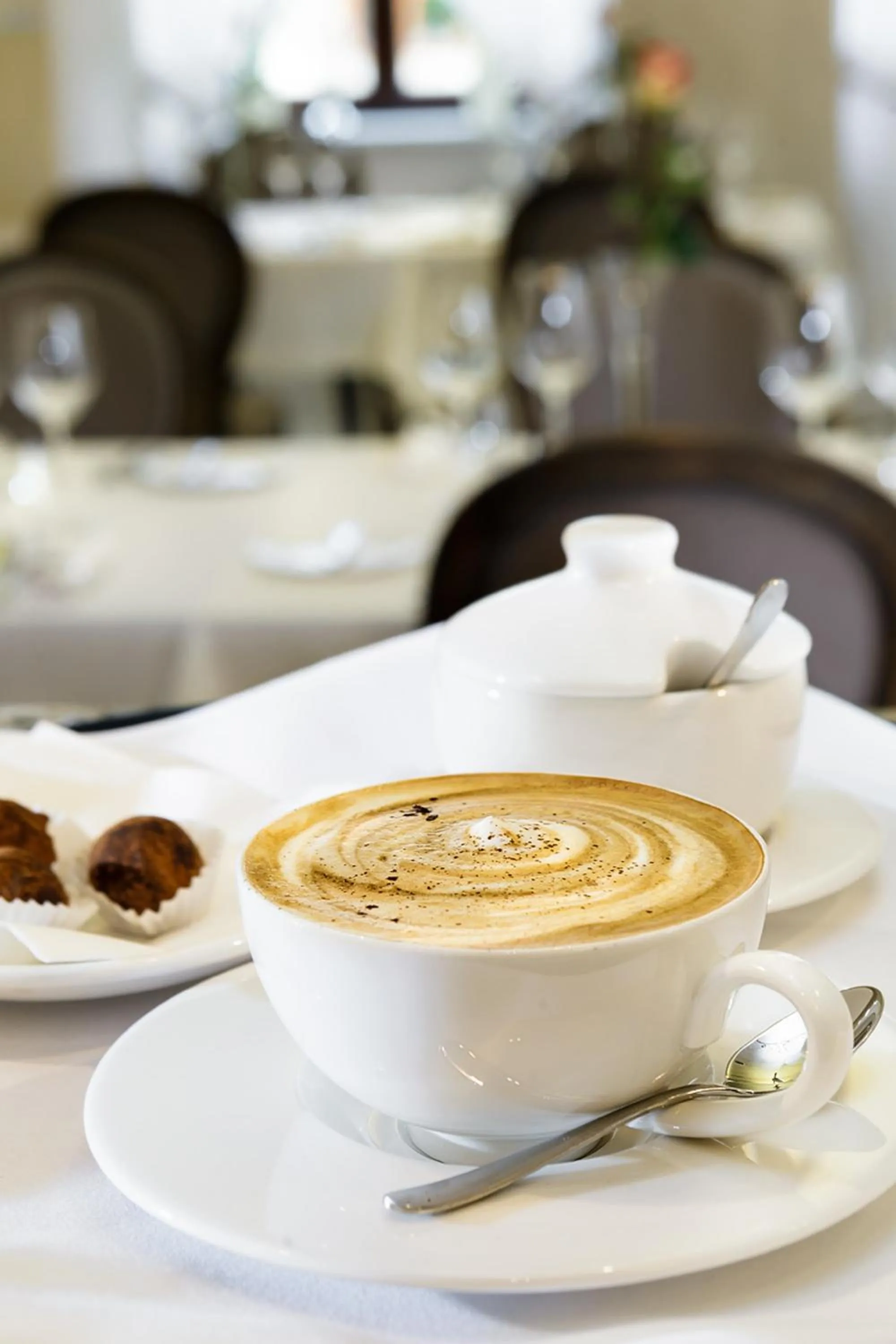 Restaurant/places to eat in Hotel Alter