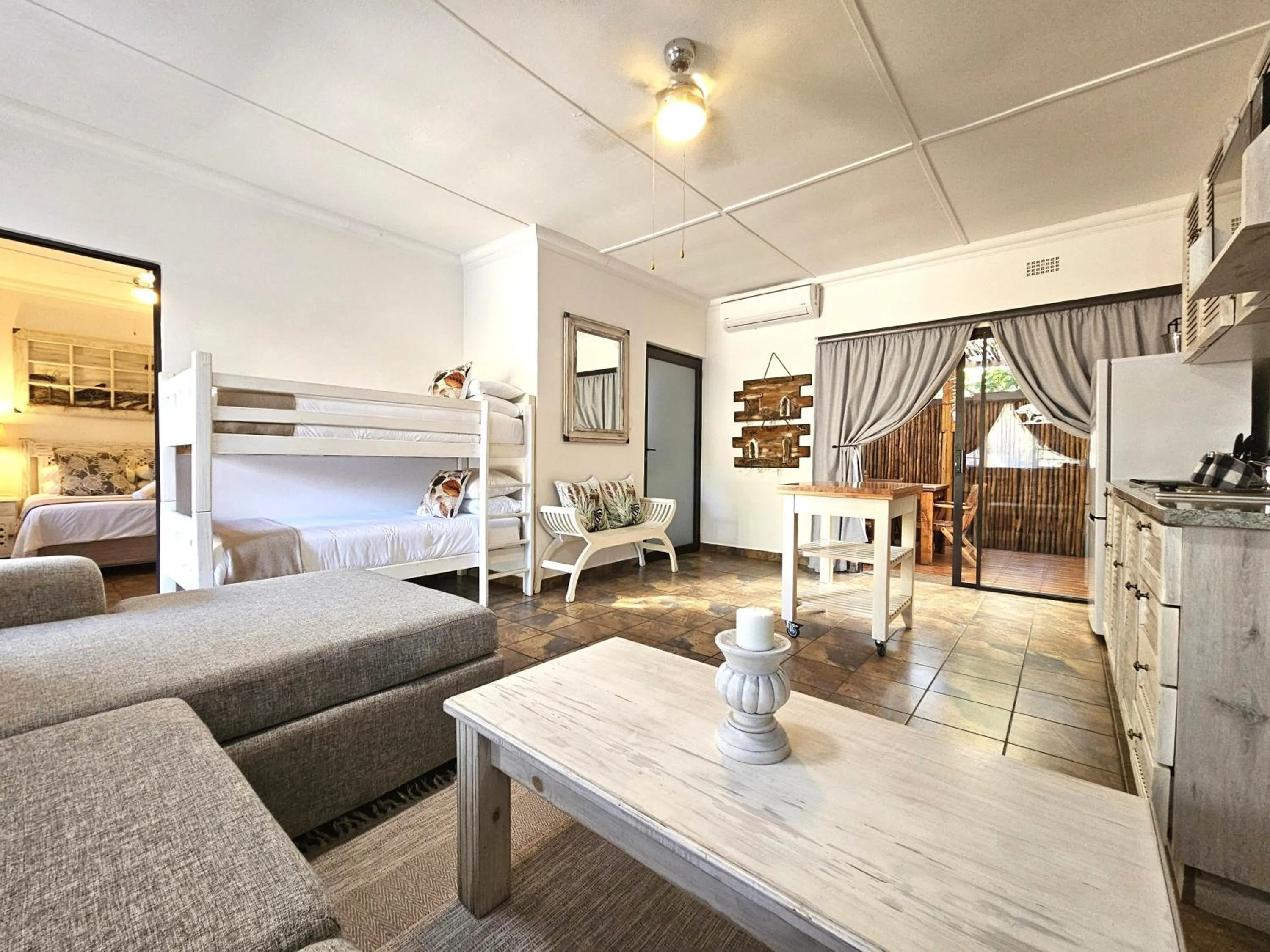 Bed in Leopard Corner Lodge