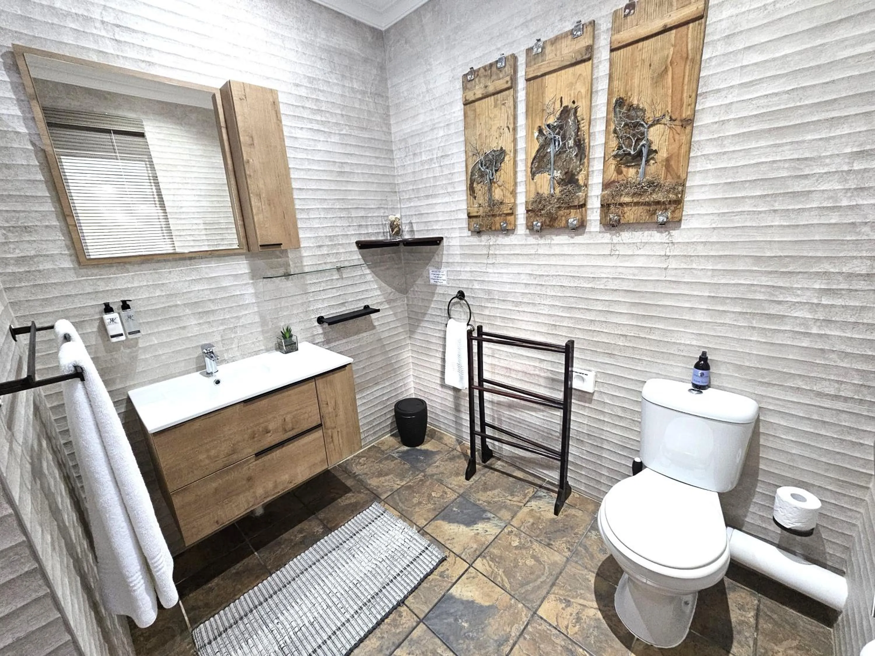 Toilet in Leopard Corner Lodge