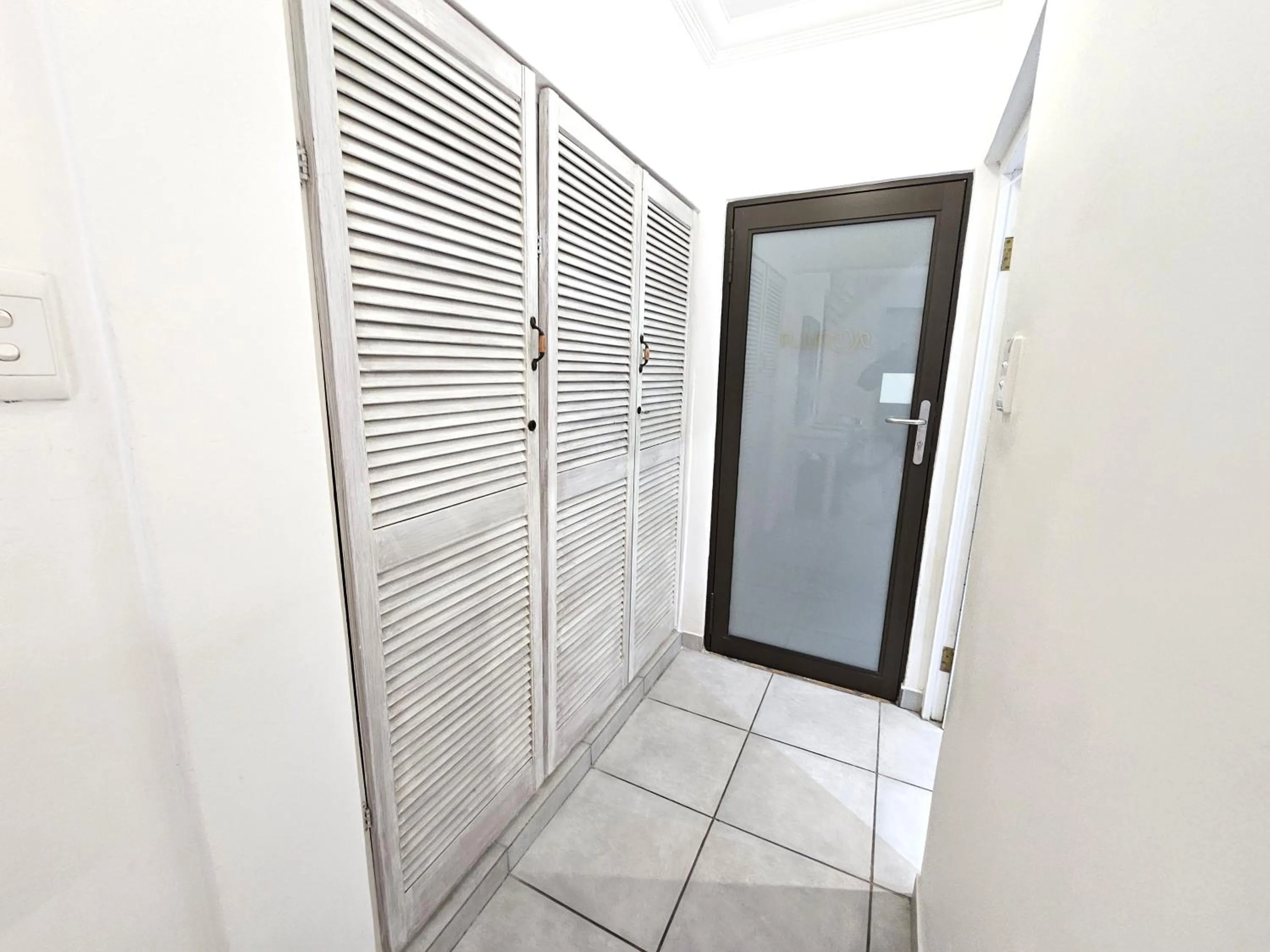 wardrobe in Leopard Corner Lodge