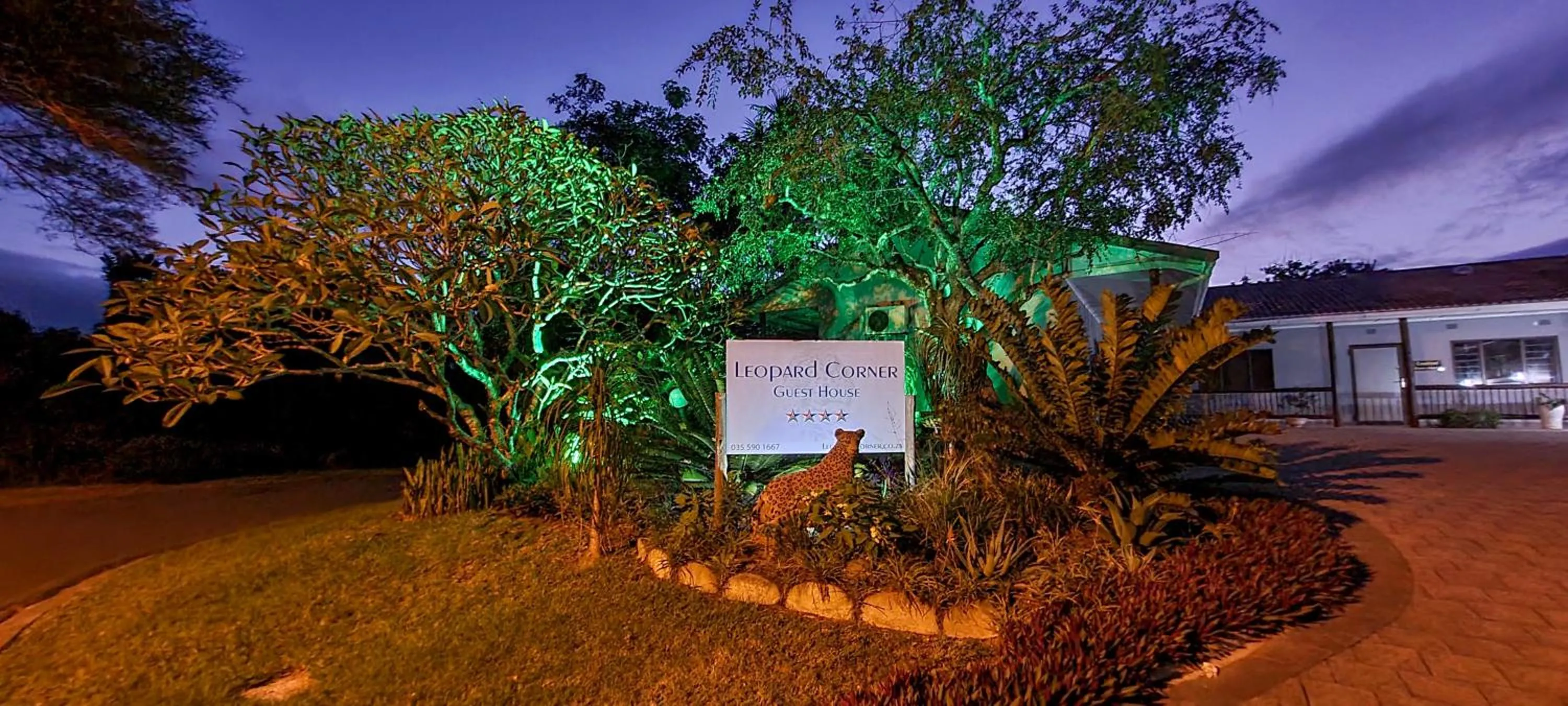 Property building in Leopard Corner Lodge