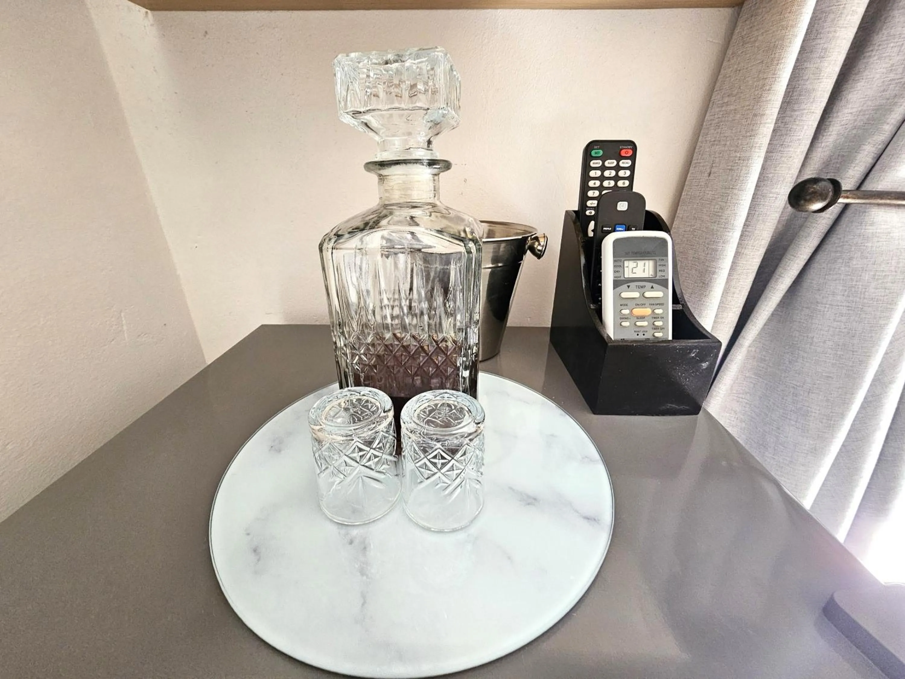 Drinks in Leopard Corner Lodge