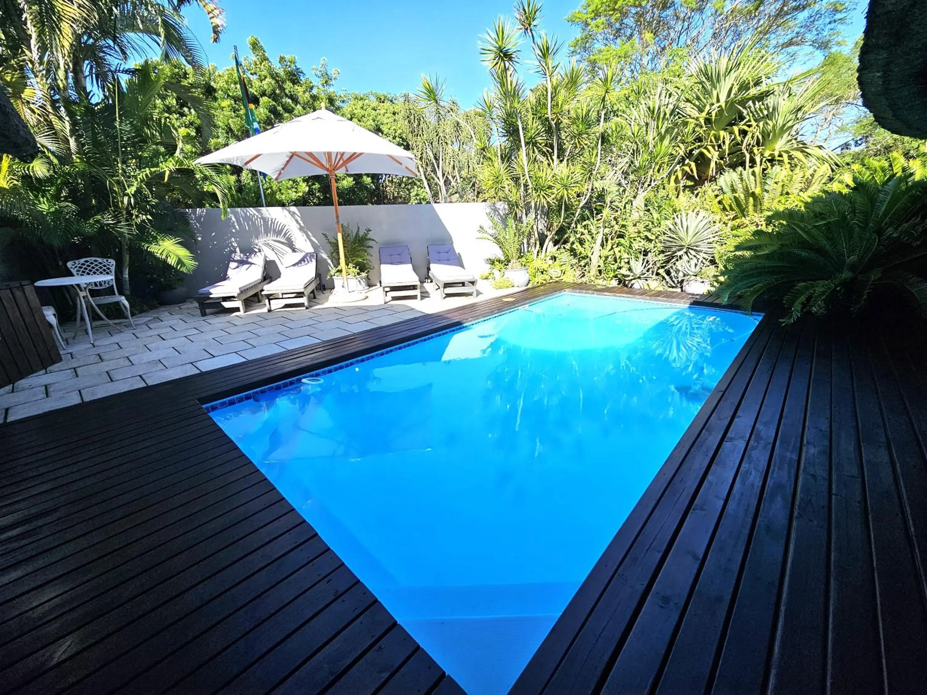 Pool view in Leopard Corner Lodge