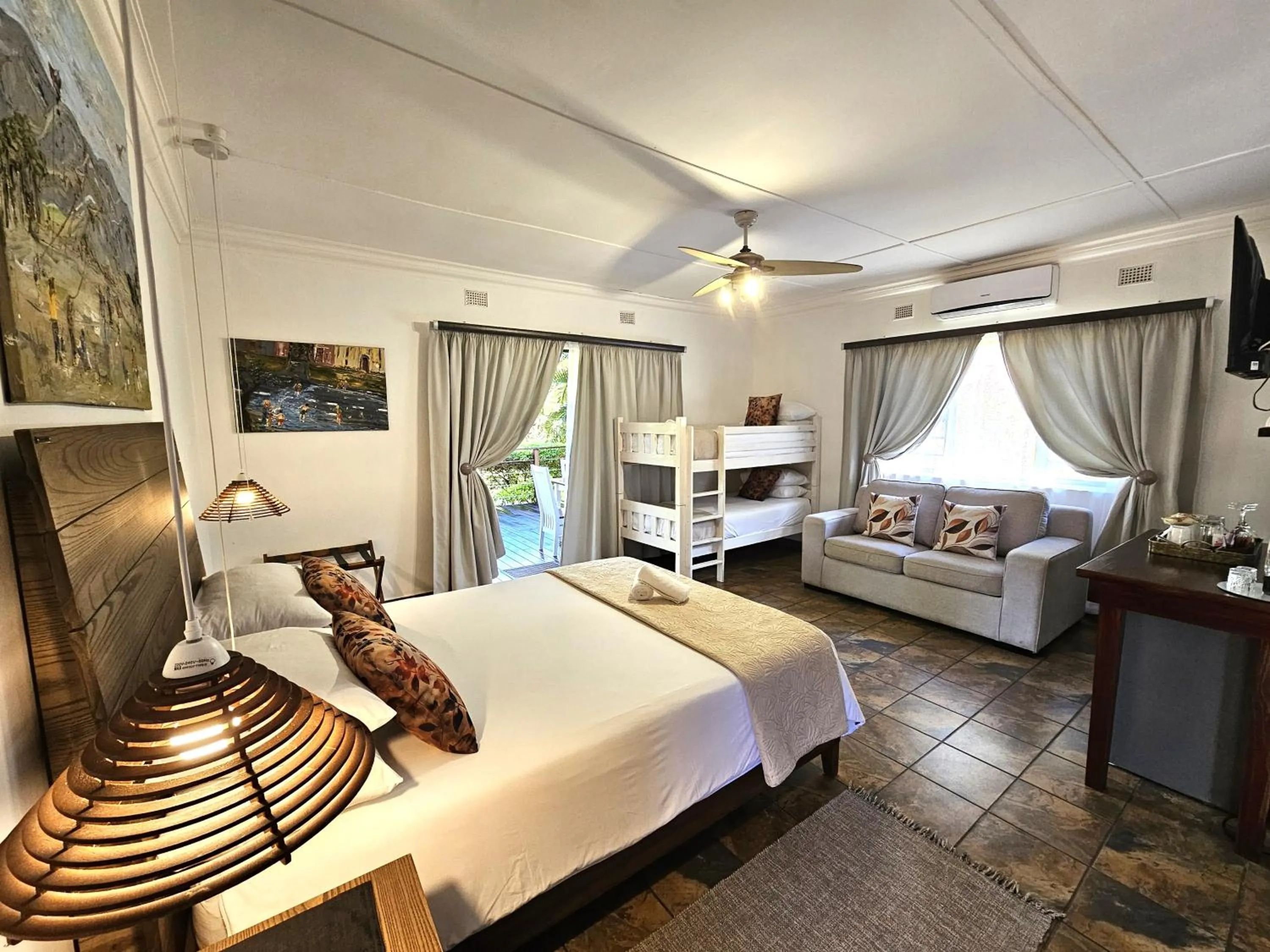 Bed in Leopard Corner Lodge