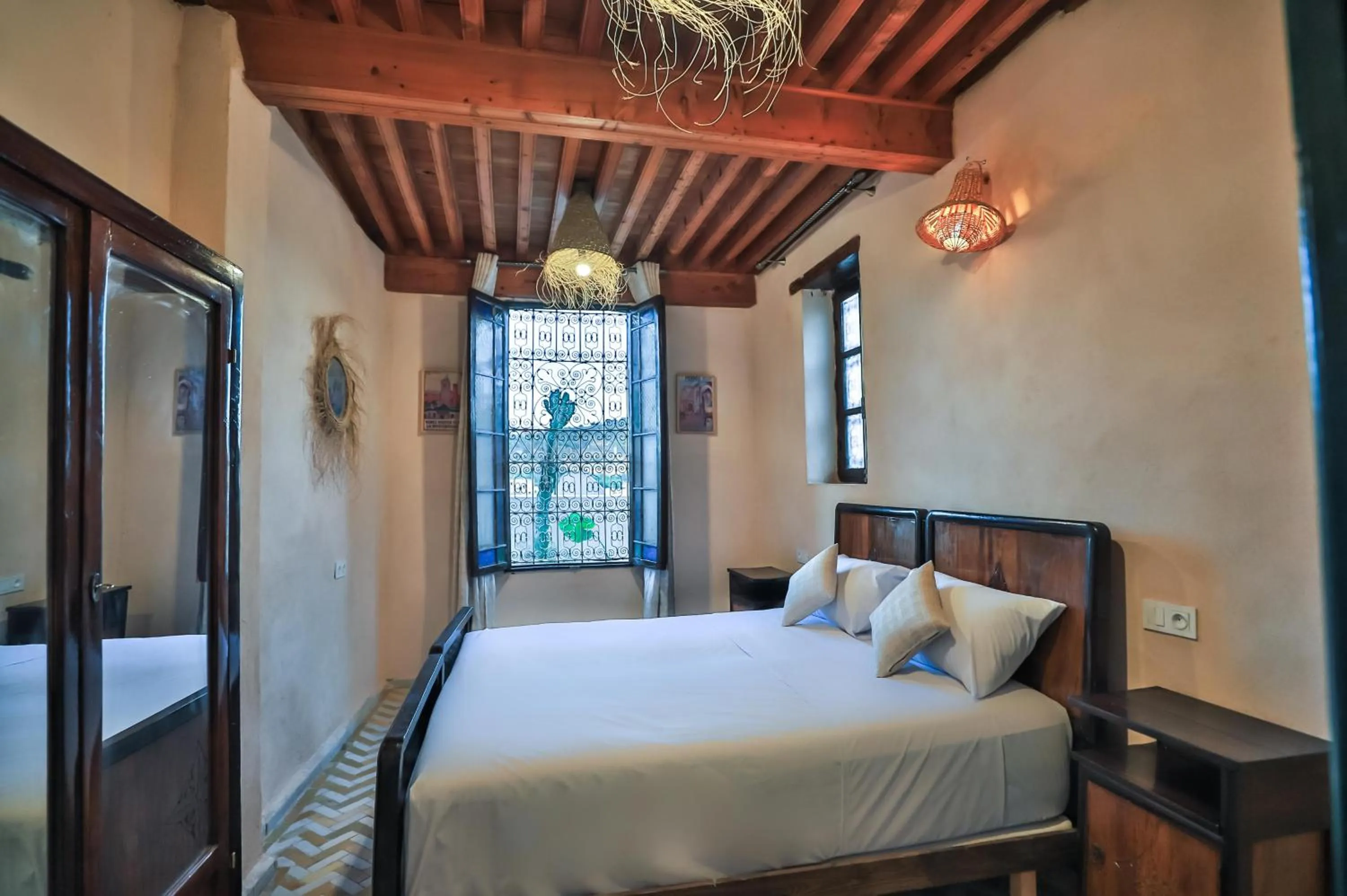 Bed in Dar Usham Fes Luxury Guest House