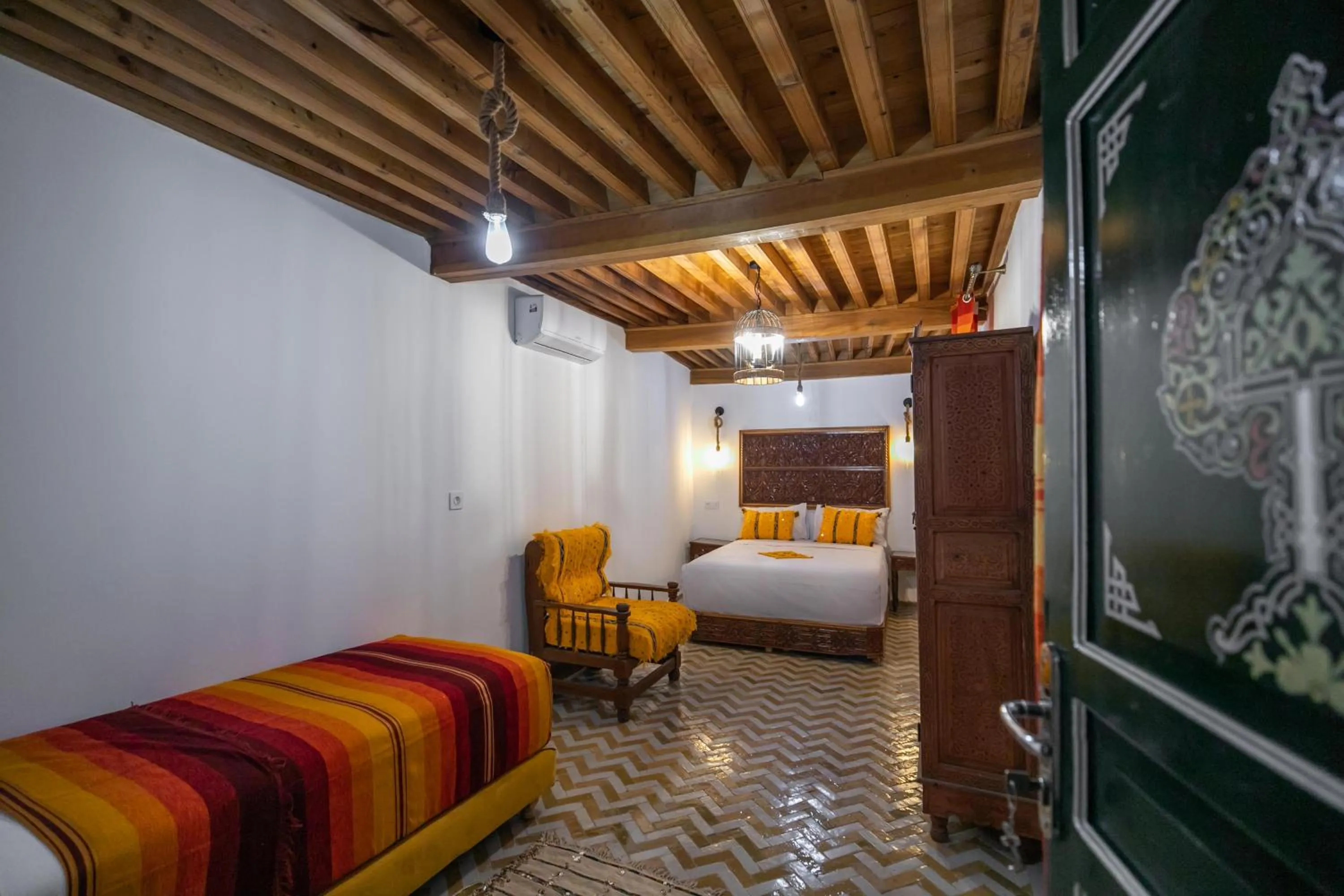 Photo of the whole room, Bed in Dar Usham Fes Luxury Guest House