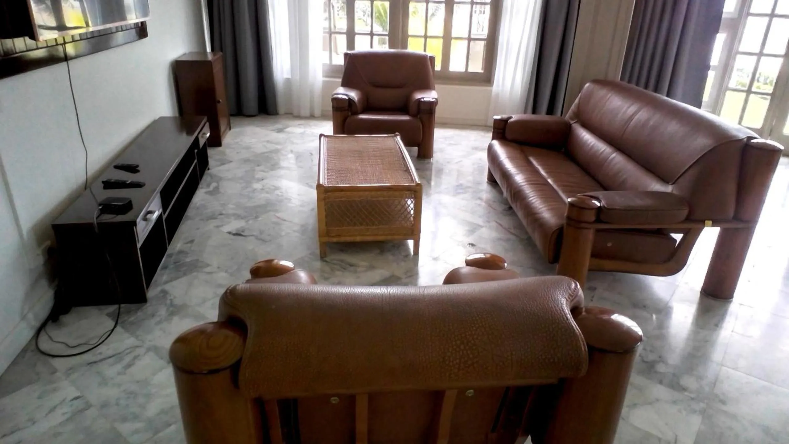 Communal lounge/ TV room in Yatu Lau Lagoon Resort Fiji