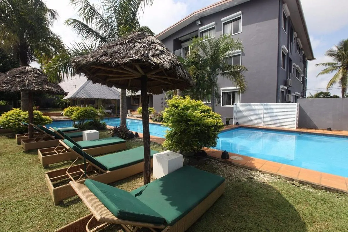 Coconut Palms Resort & Diamond Casino