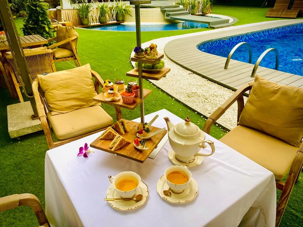 Restaurant/places to eat in Hidden Mansions Saigon Resort