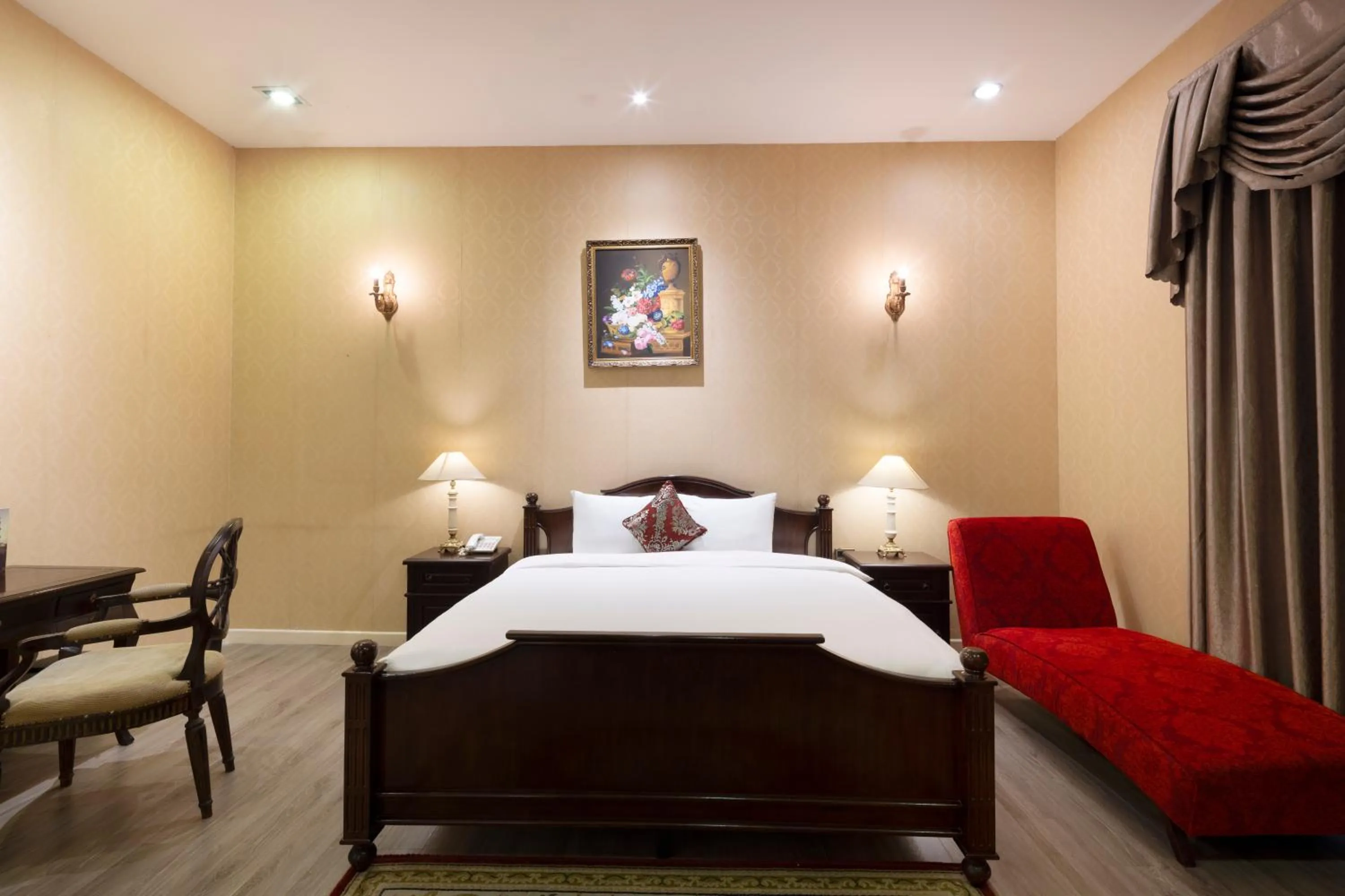 Bed in Hidden Mansions Saigon Resort