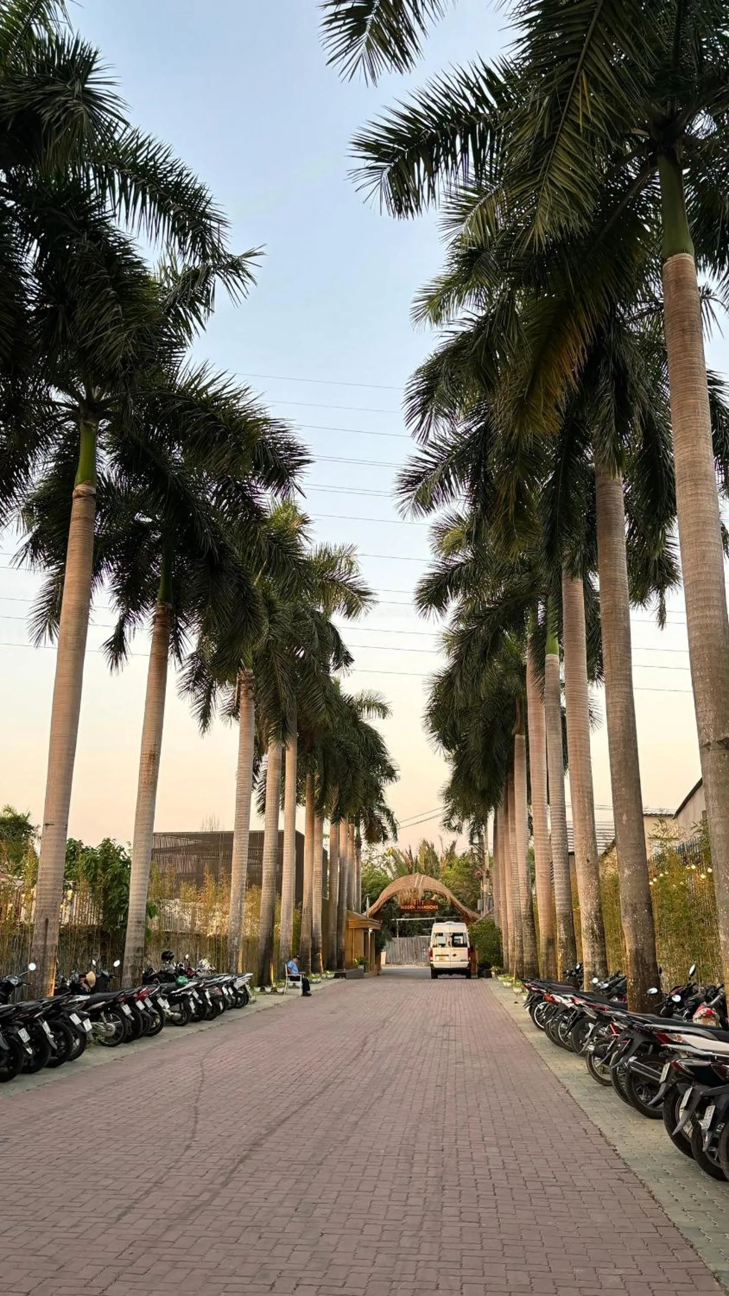 Parking in Hidden Mansions Saigon Resort