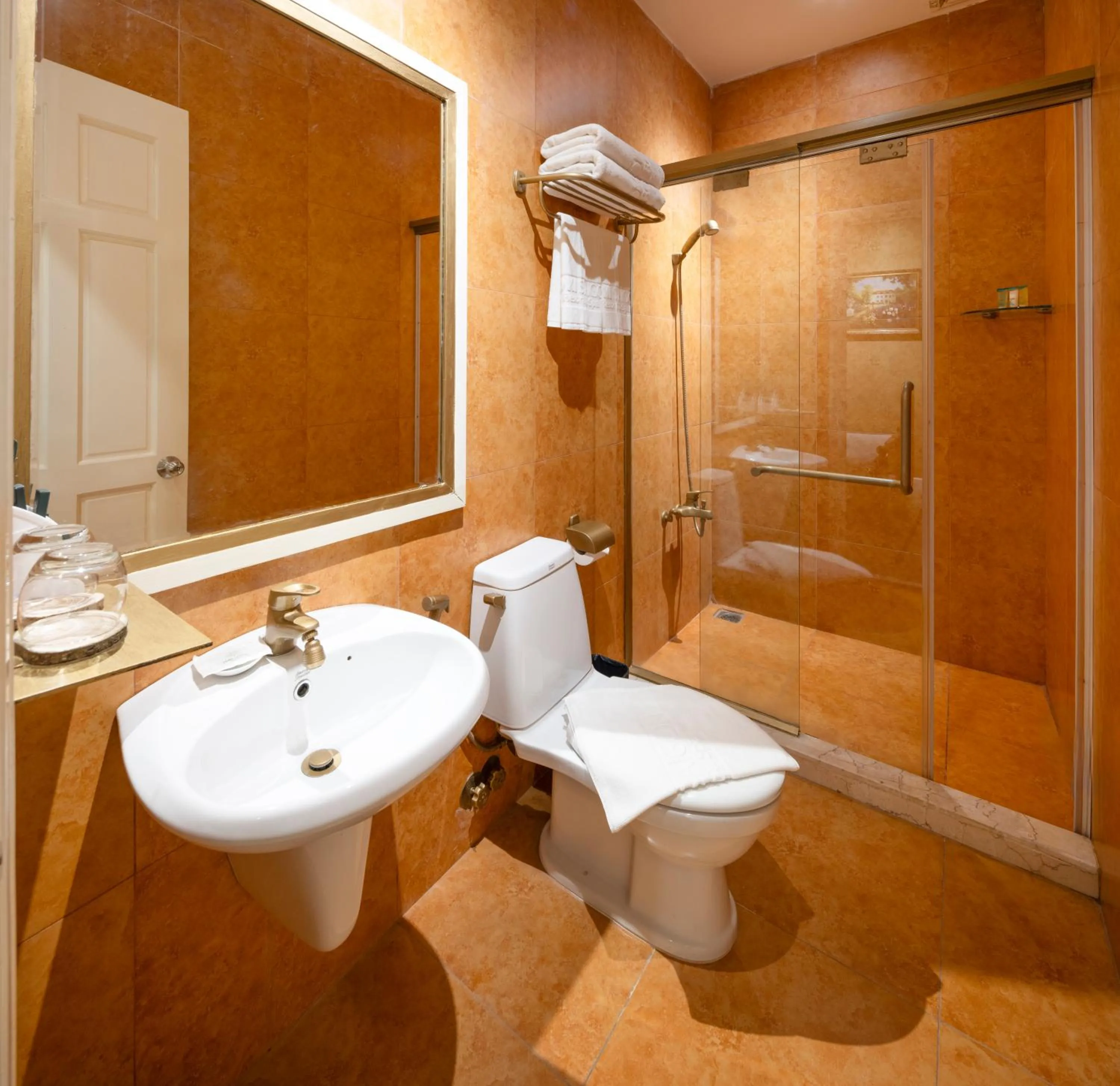 Toilet in Hidden Mansions Saigon Resort