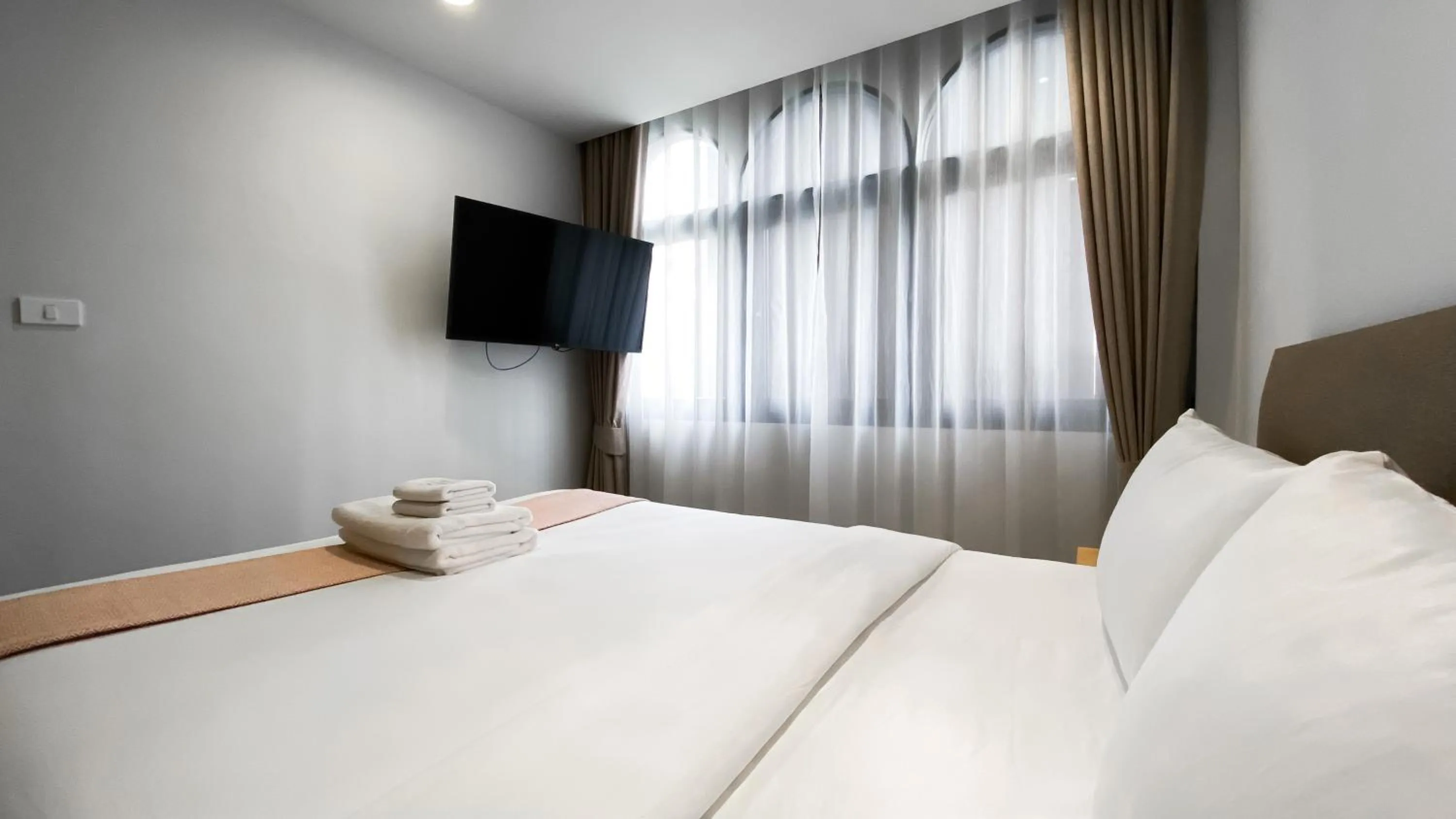 TV and multimedia, Bed in SO Zen Hotel Silom Bangkok